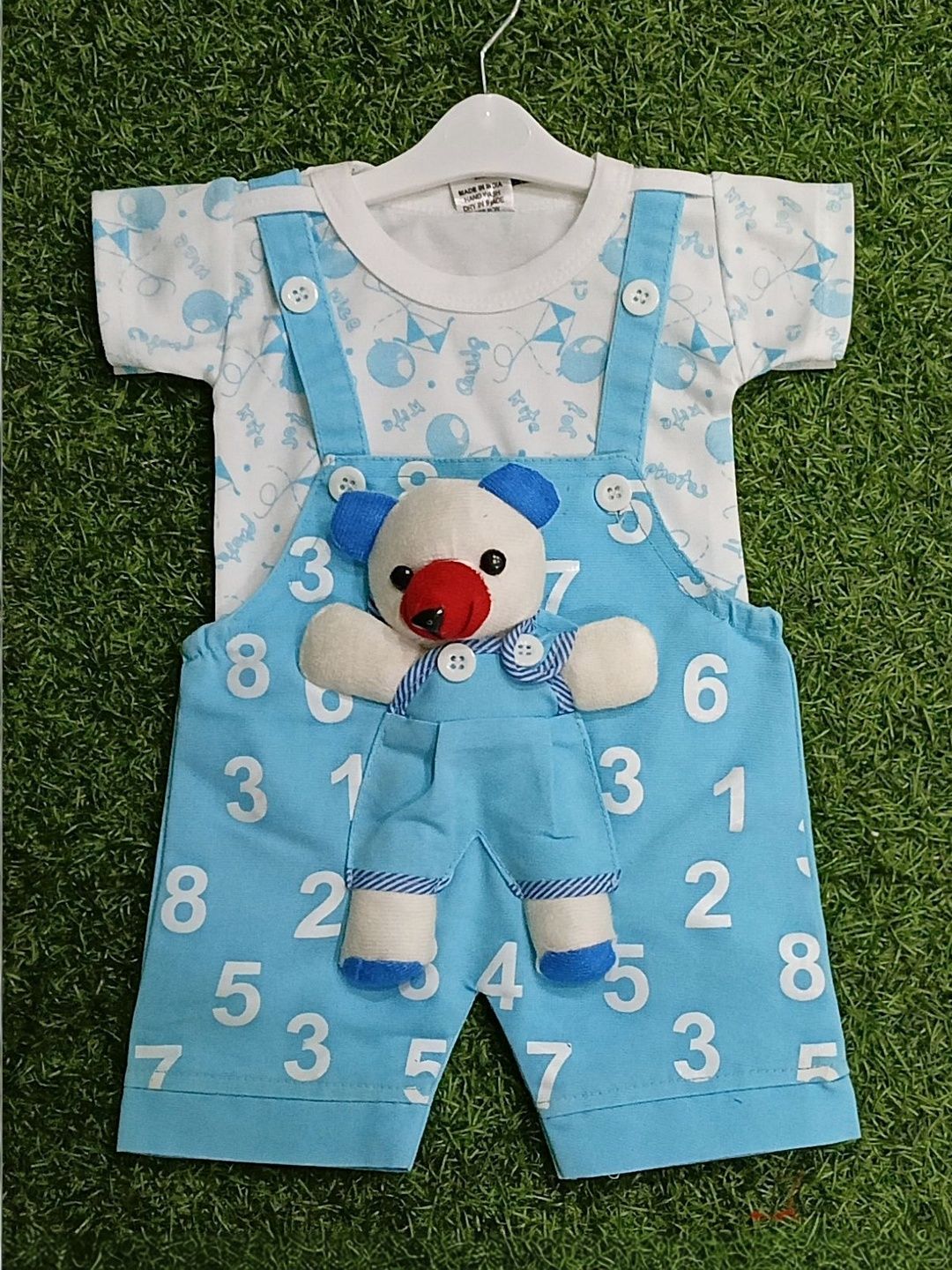 XBOYZ Kids Printed Dungaree With T-Shirt