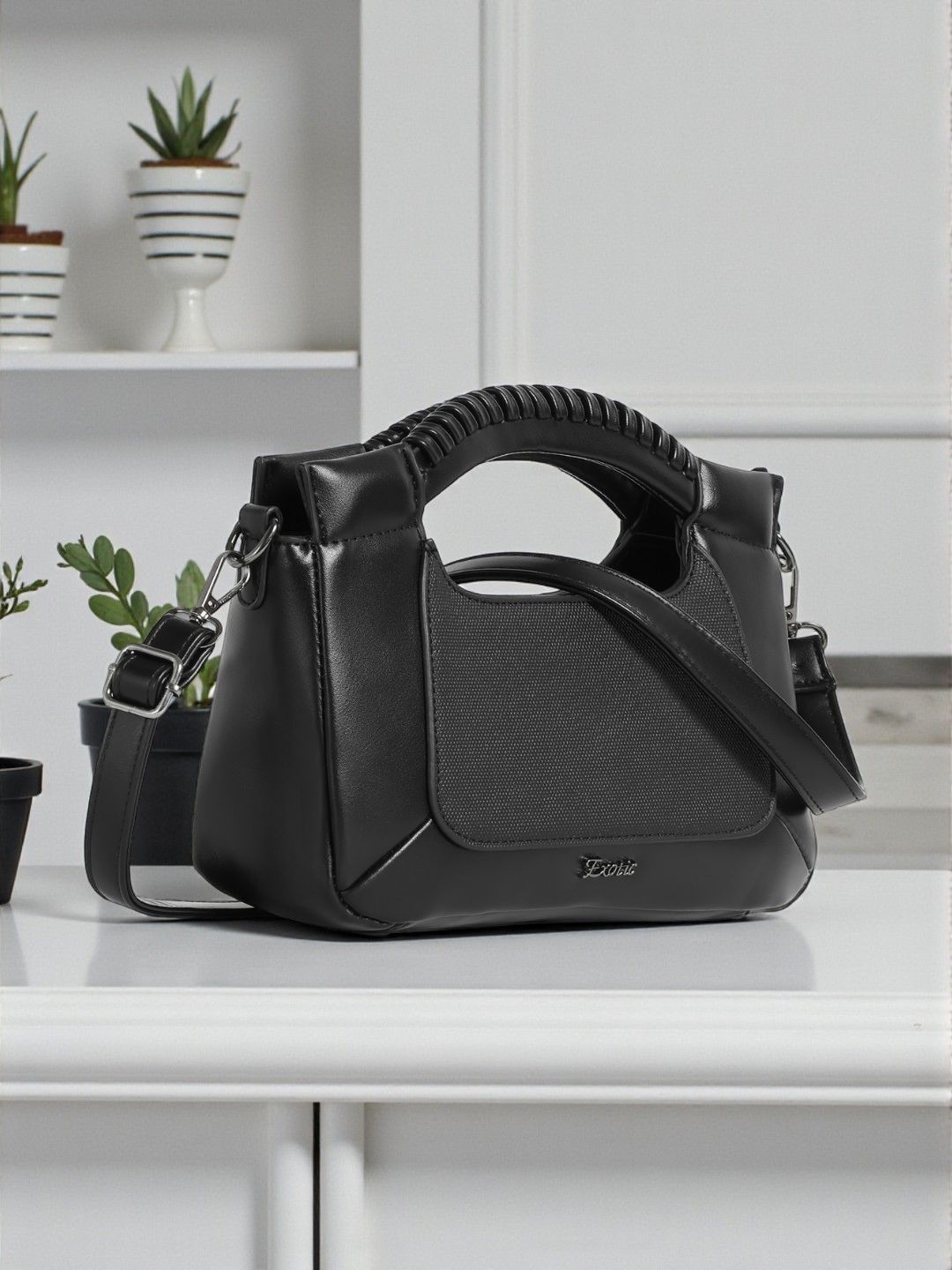 Exotic Textured Structured Handheld Bag-picture-31