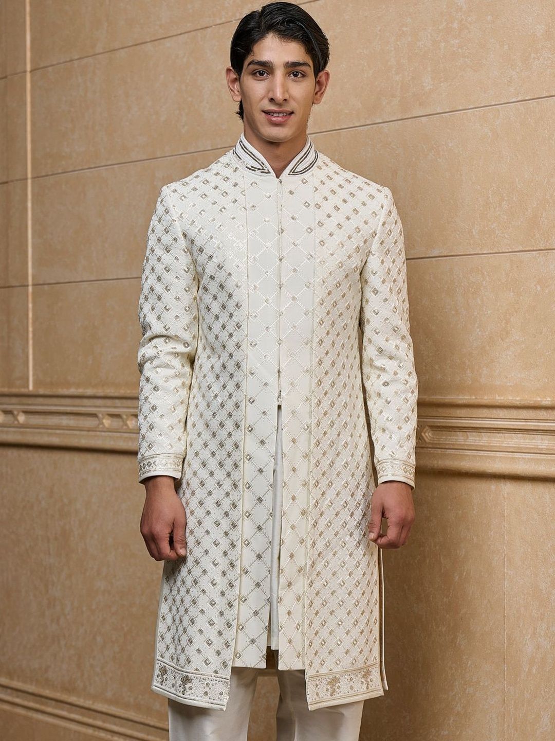 Tasva Embroidered Sherwani Set-picture-45
