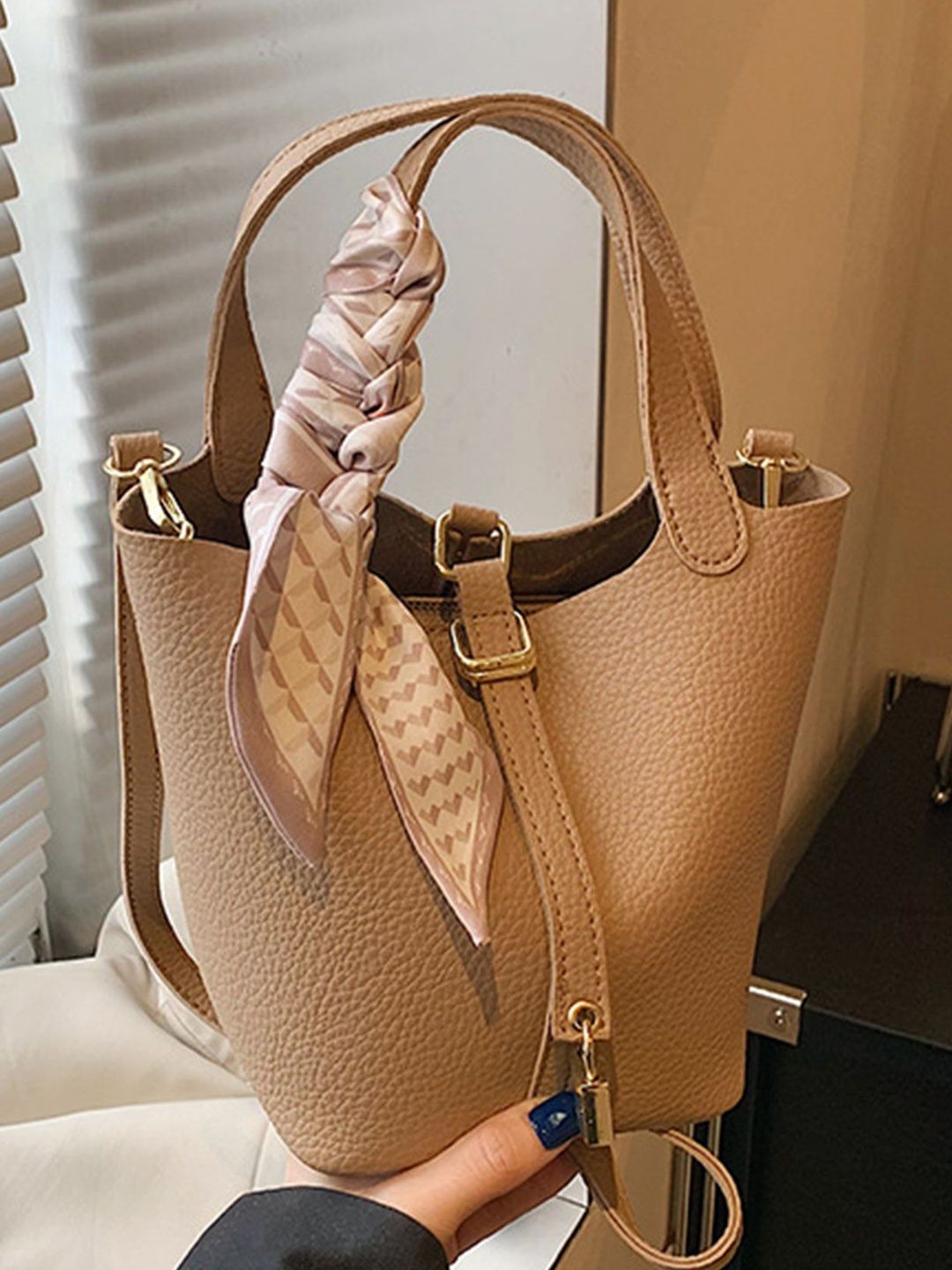 LULU & SKY Textured Structured Handheld Bag-image-29