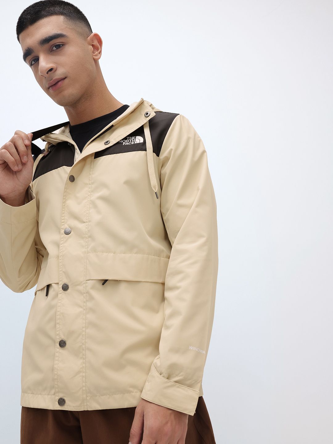 The North Face Colourblocked Hooded WindWall & DWR Sporty Jacket-image-46