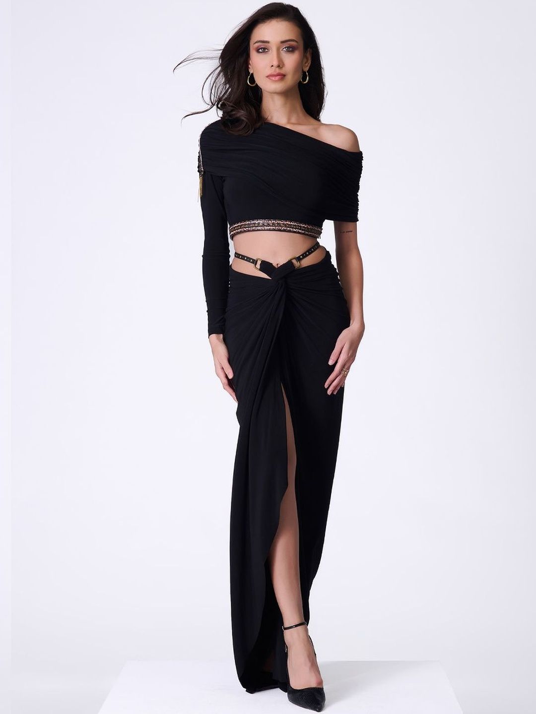 S&N by Shantnu Nikhil Off-Shoulder Crop Top-picture-43