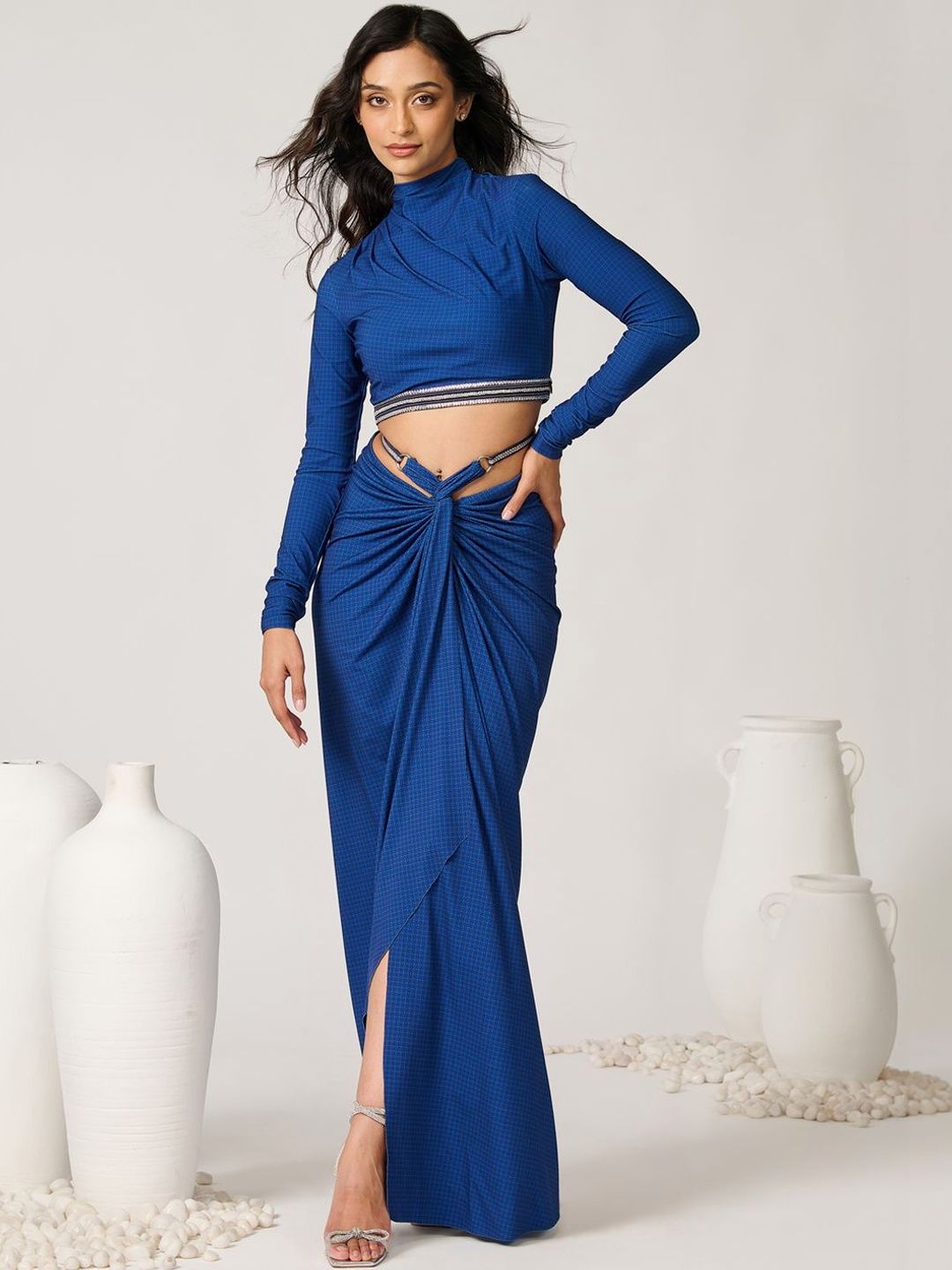 S&N by Shantnu Nikhil Geometric Print Crop Top-picture-21
