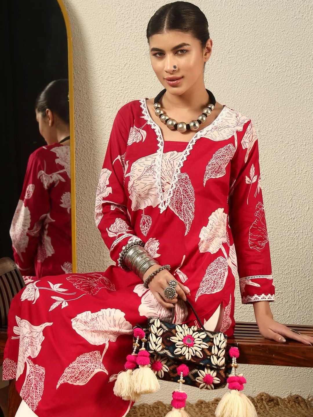 SINGNI Women Floral Printed Regular Pure Cotton Kurta with Trousers-picture-15