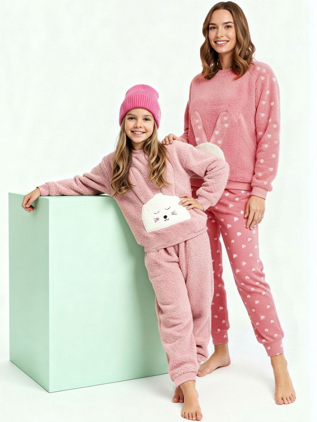 Trendyol Girls Printed Long Sleeves Nightdress-picture-28