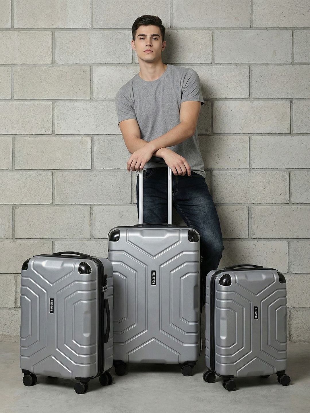 Roadster Set Of 3 Spider Textured Hard Trolley Bags-180L-picture-37