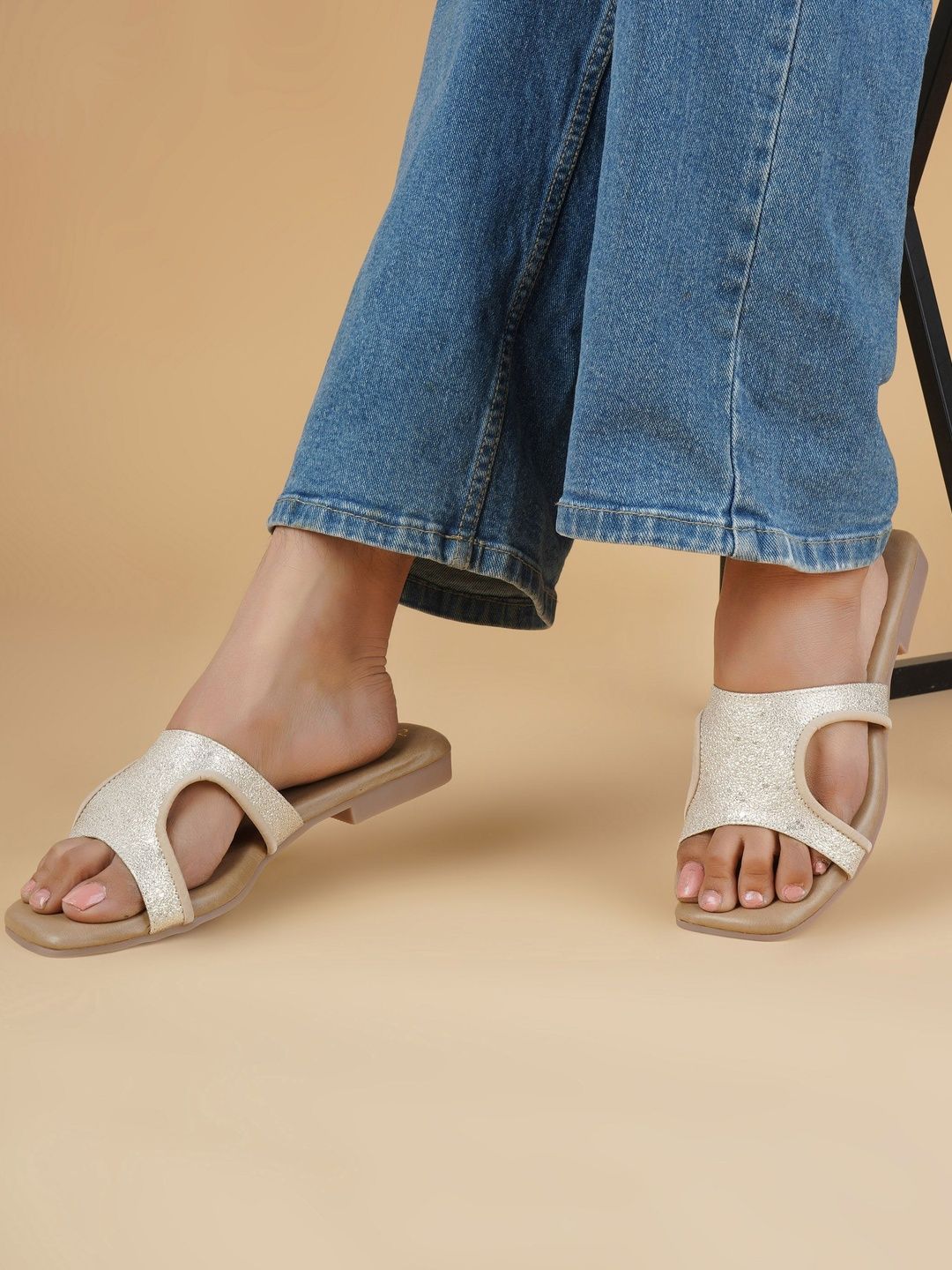 CORSICA Women Open Toe Flats with Laser Cuts-picture-30