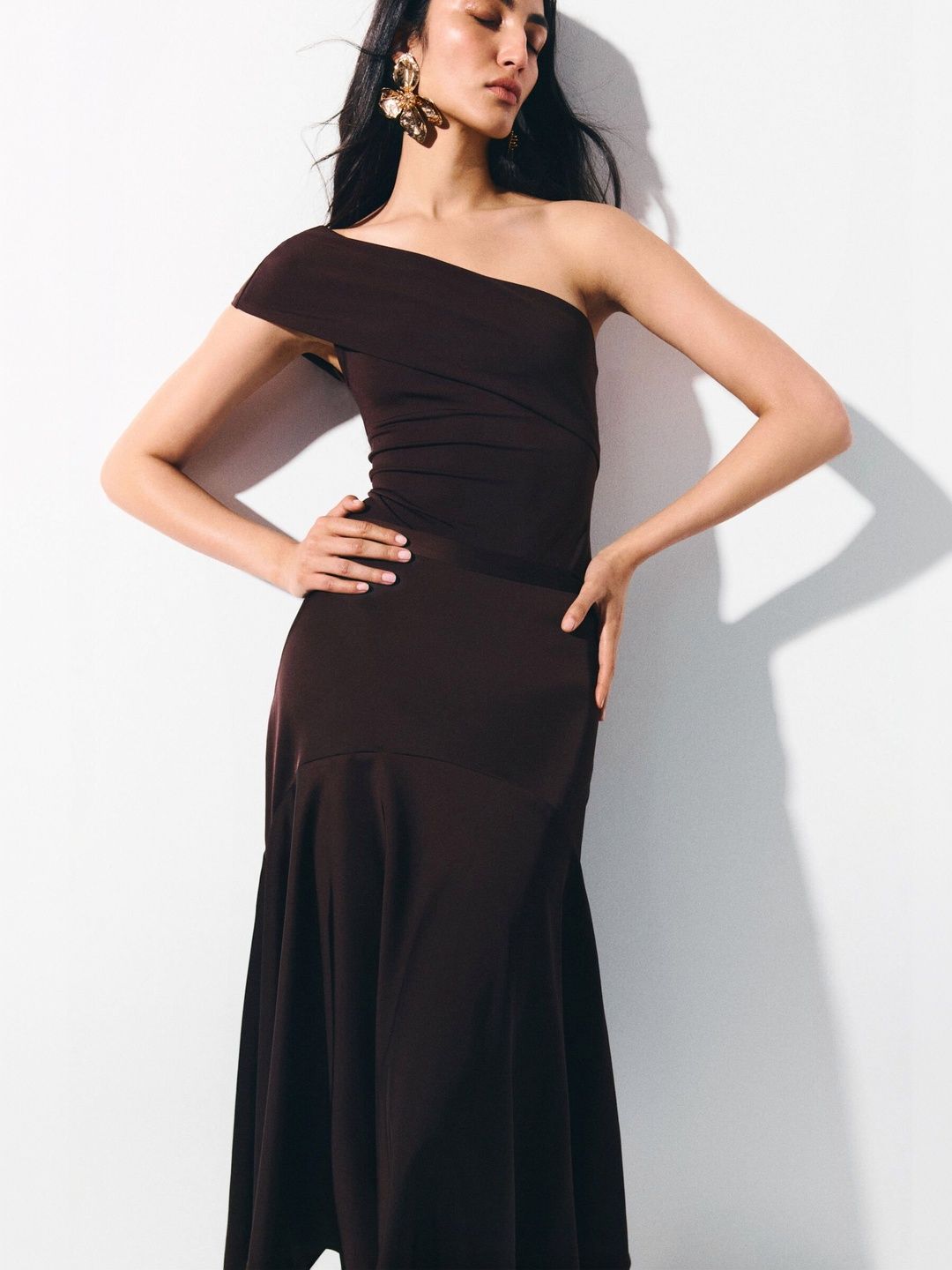 h&m One-shoulder body-picture-23