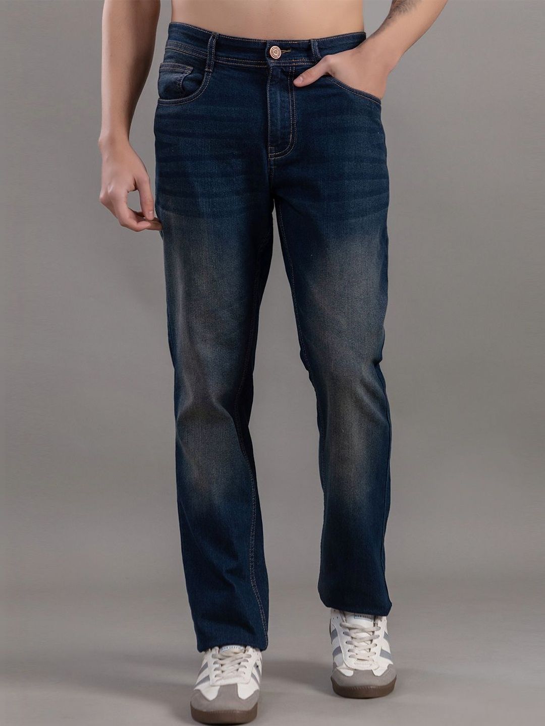 Club York Men Regular Fit Mid-Rise Light Fade Stretchable Jeans-picture-13