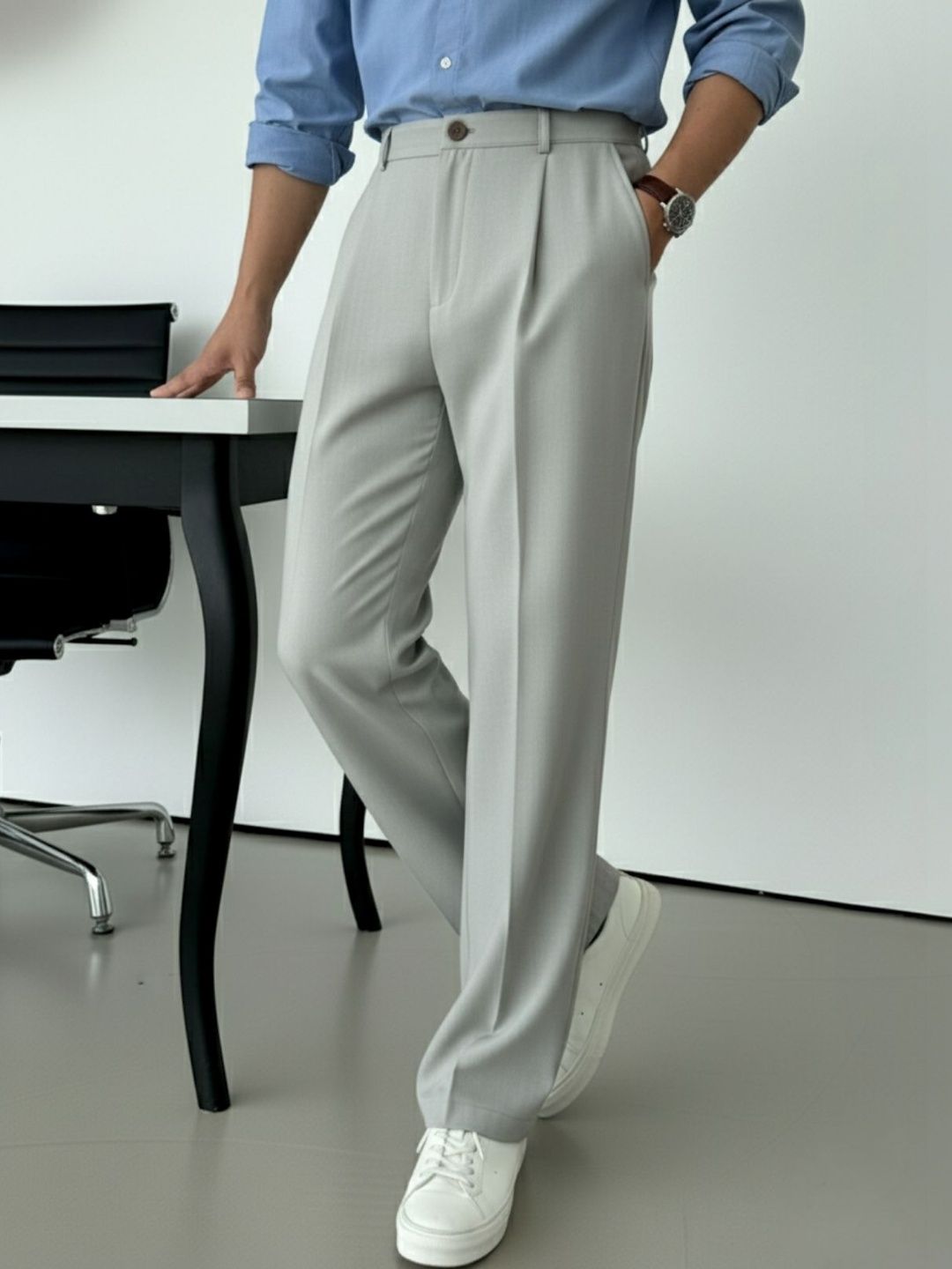 INDICLUB Men Relaxed Loose Fit Easy Wash Pleated Trousers-image-1