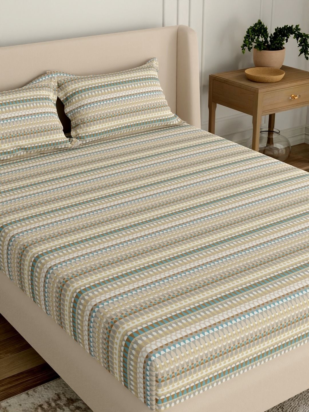 Portico 144 TC Multicoloured Geometric Bedsheet with 2 Pillow Covers-image-23