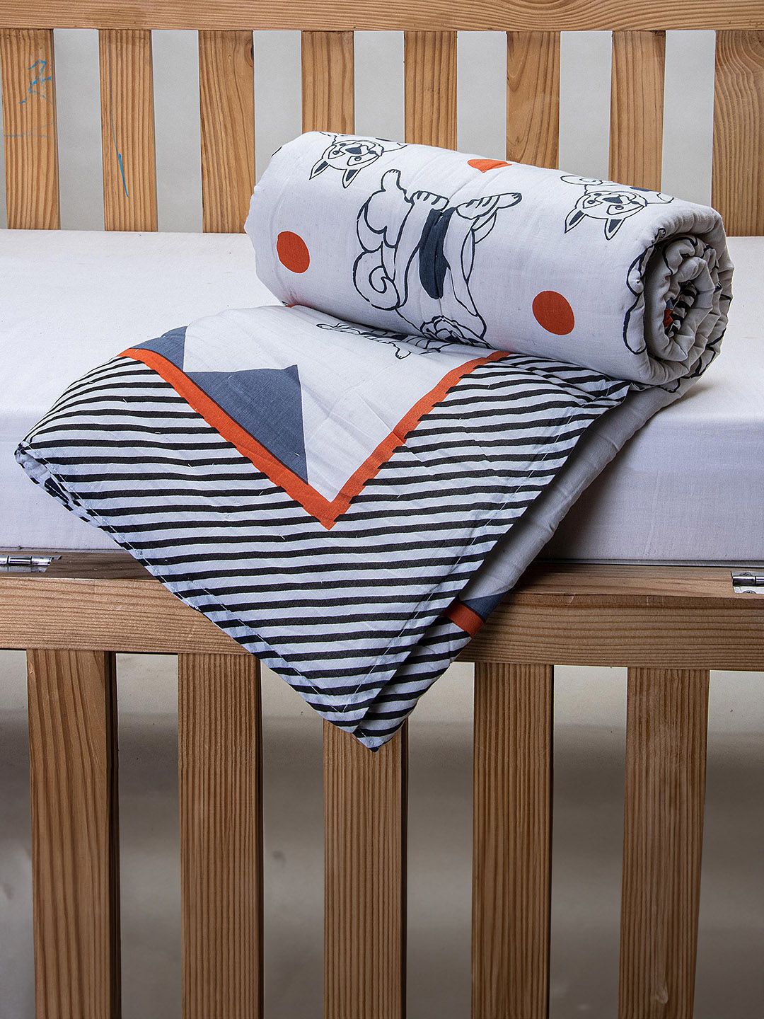 DMAASA White & Blue Mild Winter 500 GSM Quilt-image-33