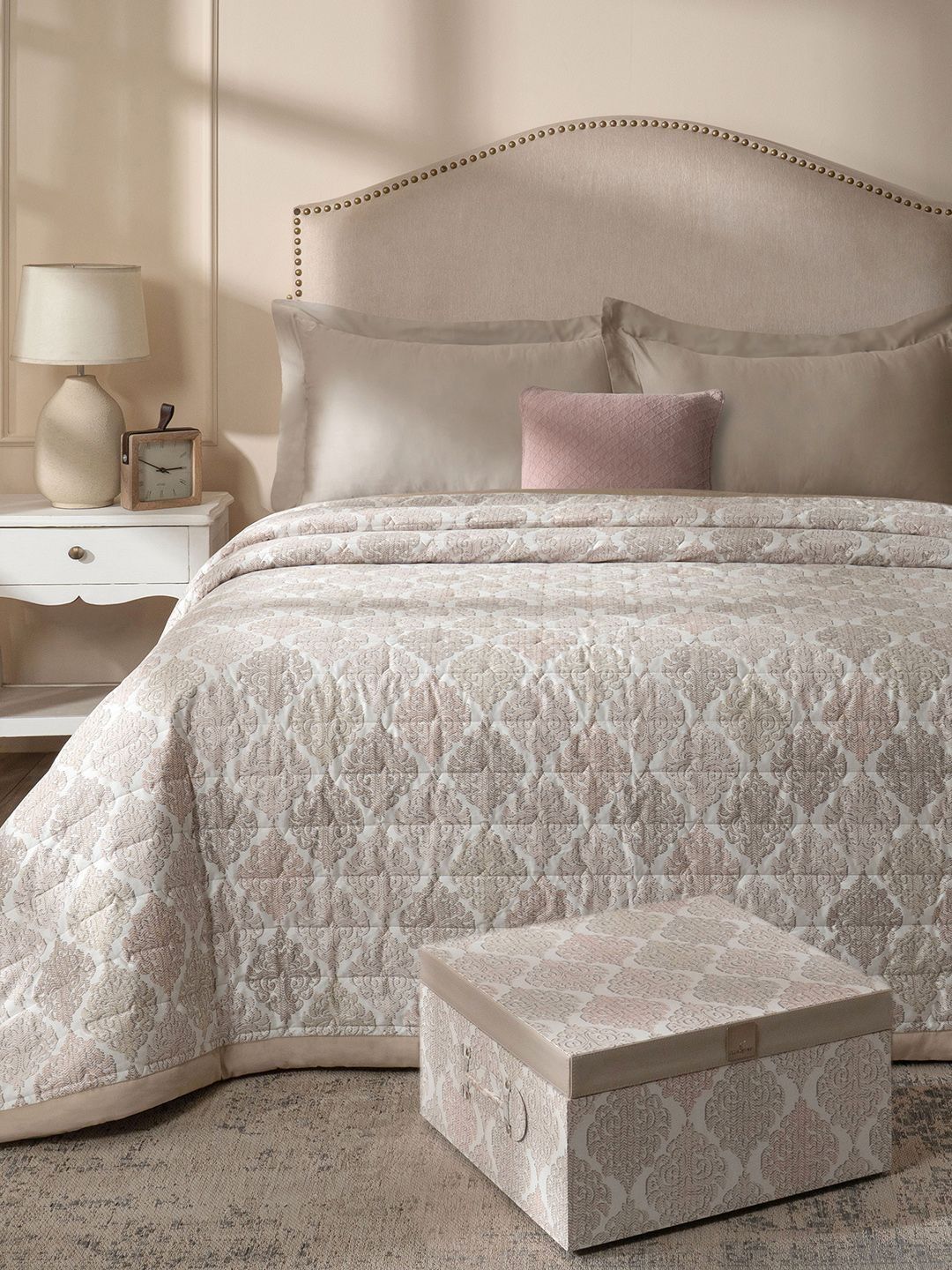 MASPAR Red Ethnic Motifs Cotton 6 Piece Double King Superfine Bedding Set-image-13