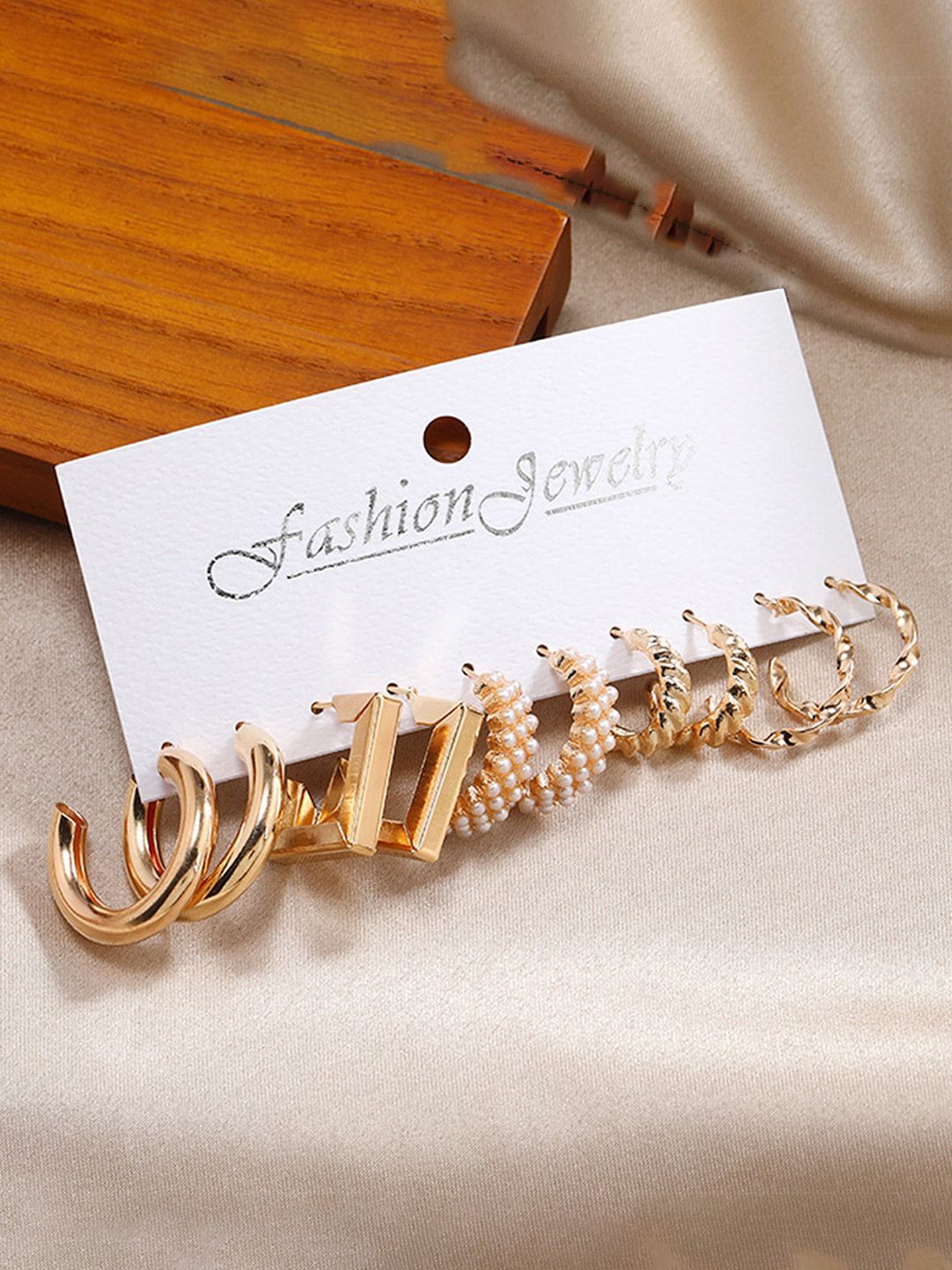 DressBerry Geometric Hoop Earrings-picture-18