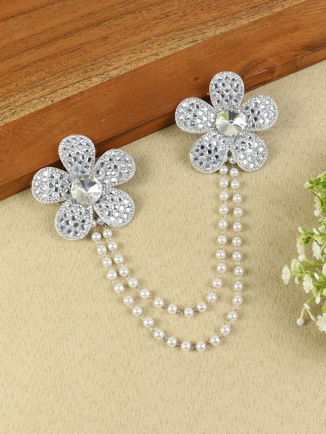 Asthetika Kids Girls Embellished Fashion