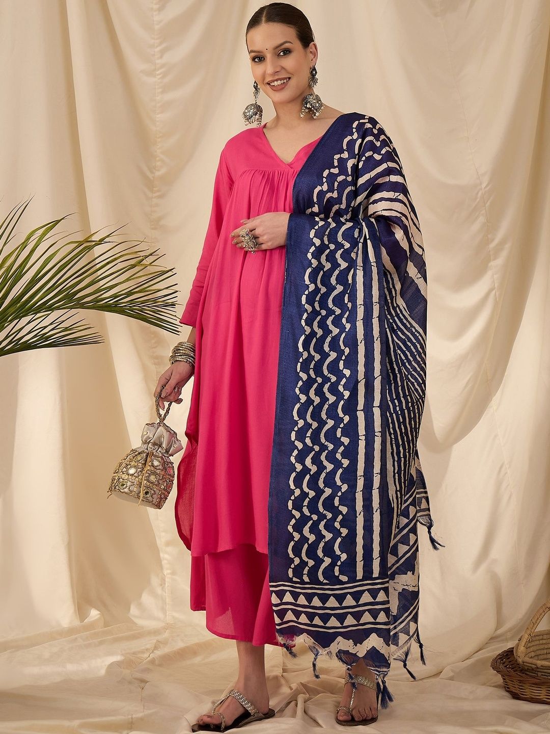 InWeave Printed Batik Dupatta-image-20