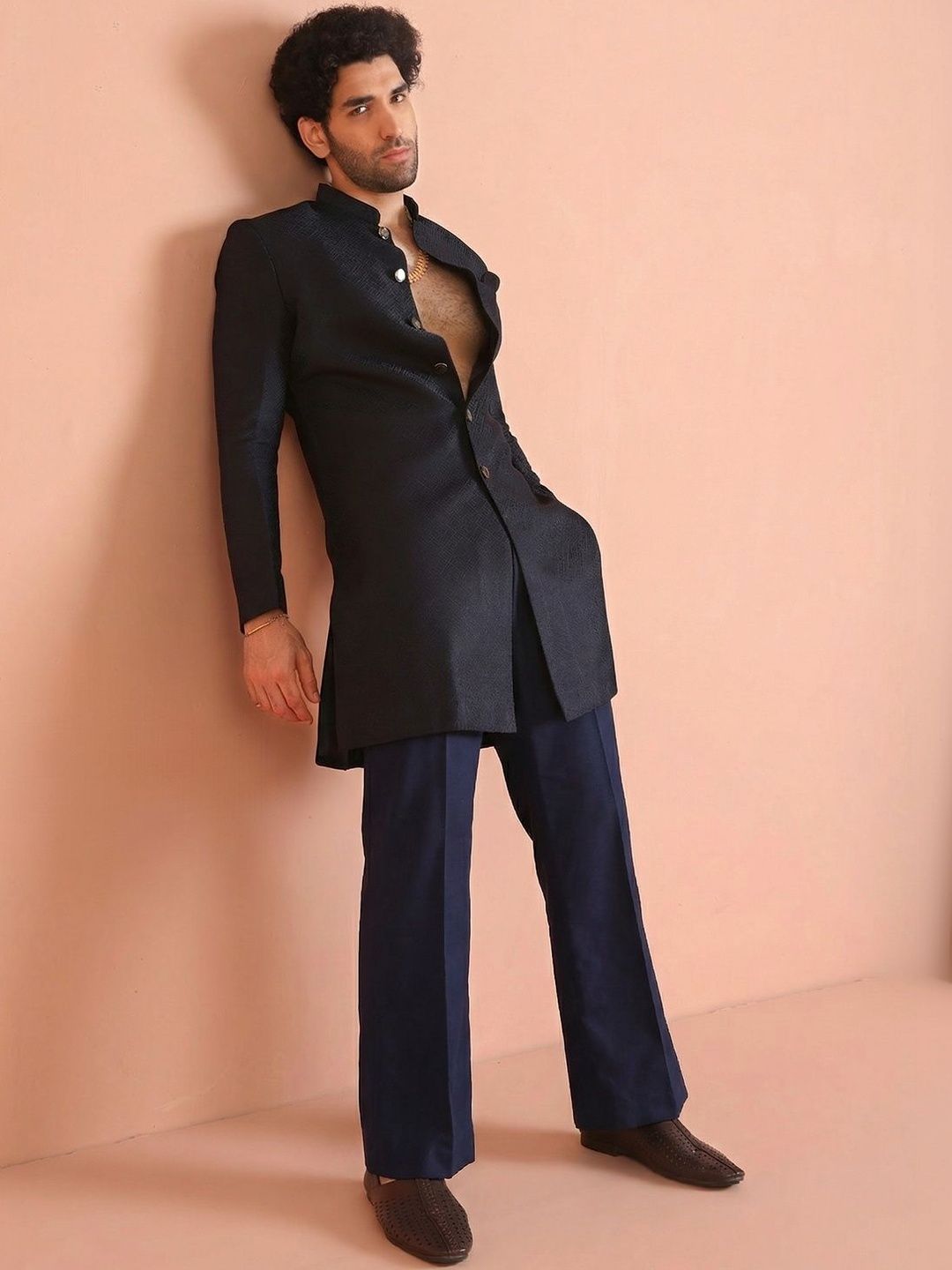 KISAH Jacquard-Patterned Sherwani With Wide Leg Trouser Set-image-8