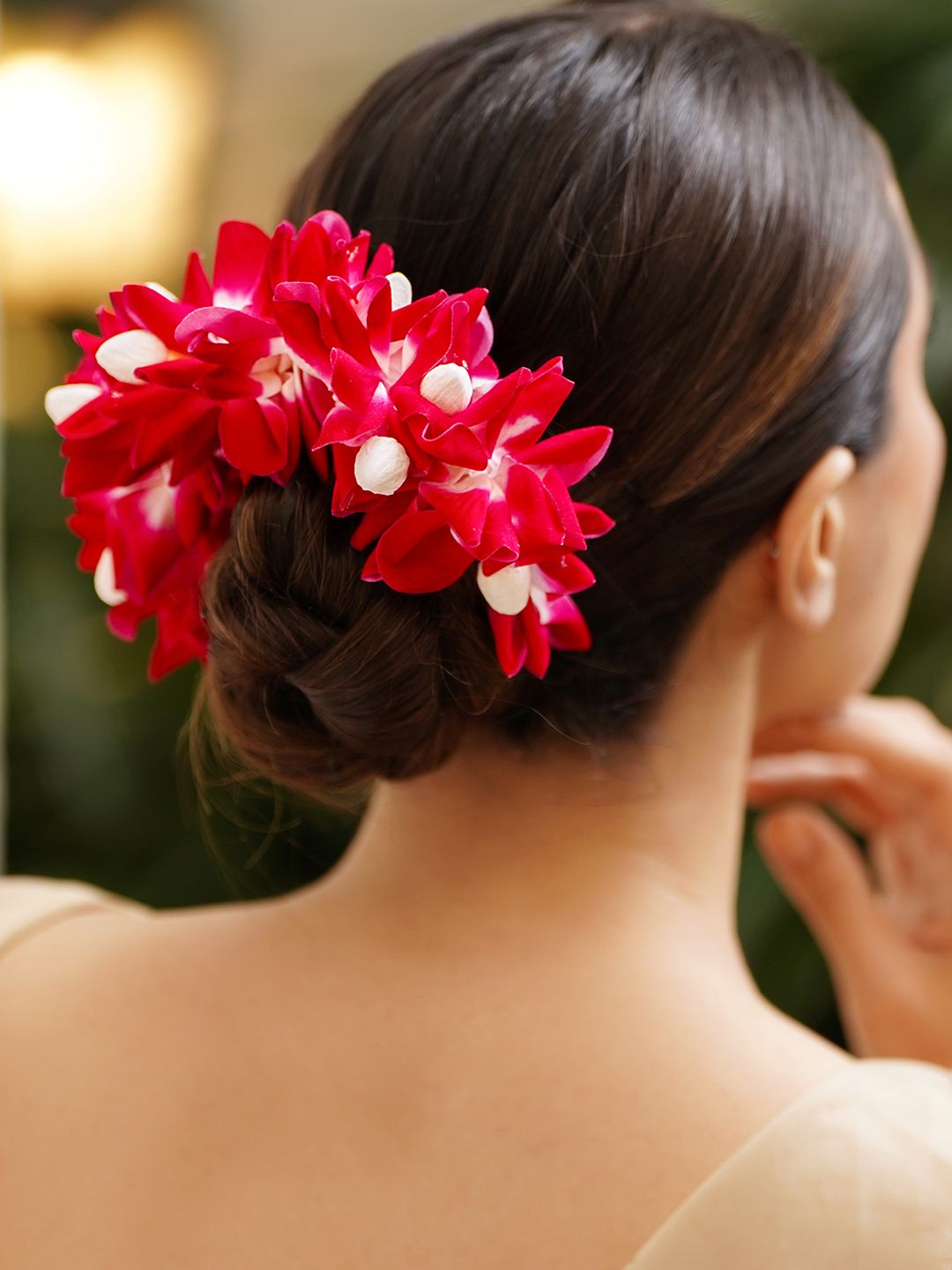 Rubans Women Artificial Floral Bun Petal Cluster Hair Accessory-image-13