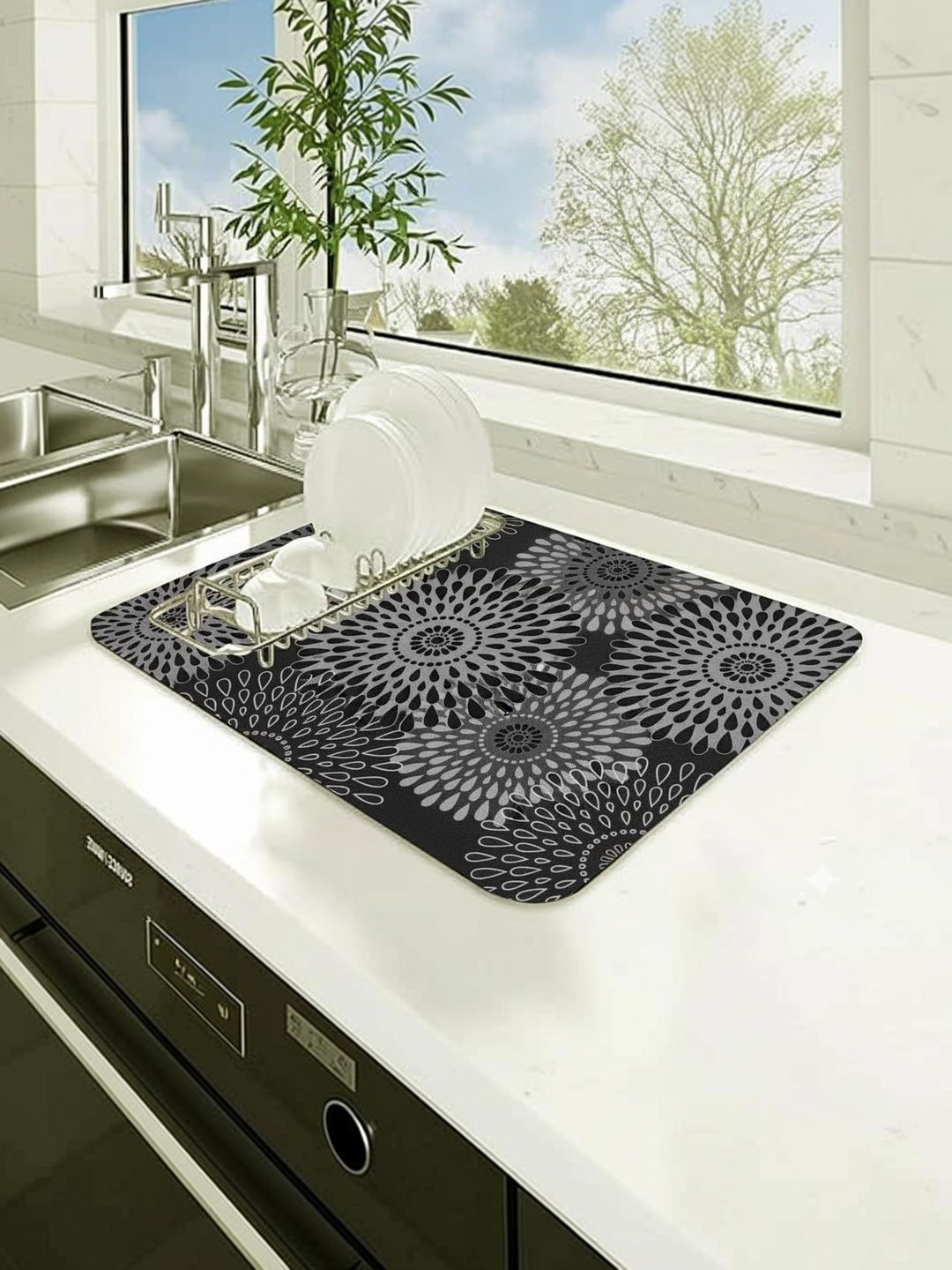 HomeCloud Black & Grey Printed Waterproof Kitchen Mat-picture-23