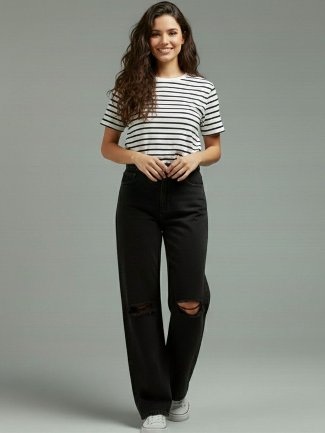 Chemistry Women Striped T-shirt