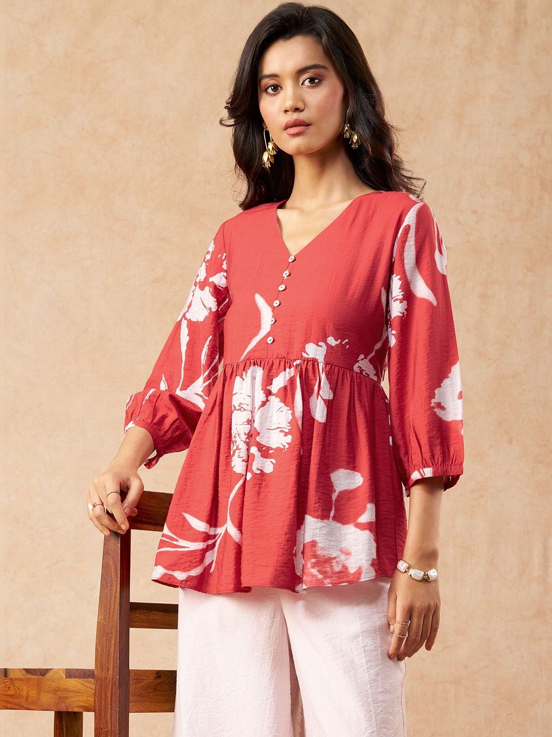 Marigold Lane Floral Print Peplum Top-picture-10
