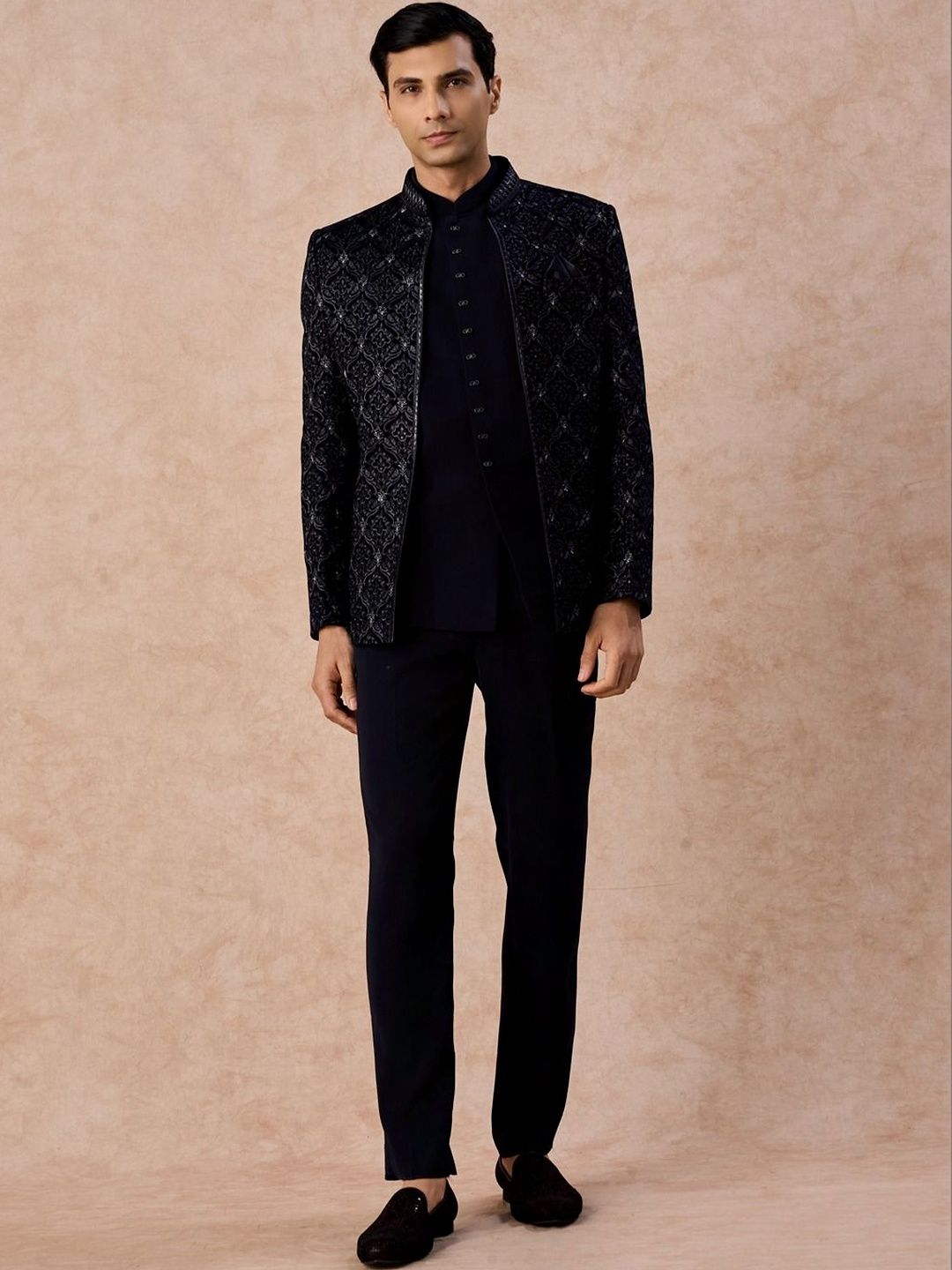 Manyavar Self Design Tailored Fit Jodhpuri Two-Piece Suit-picture-16