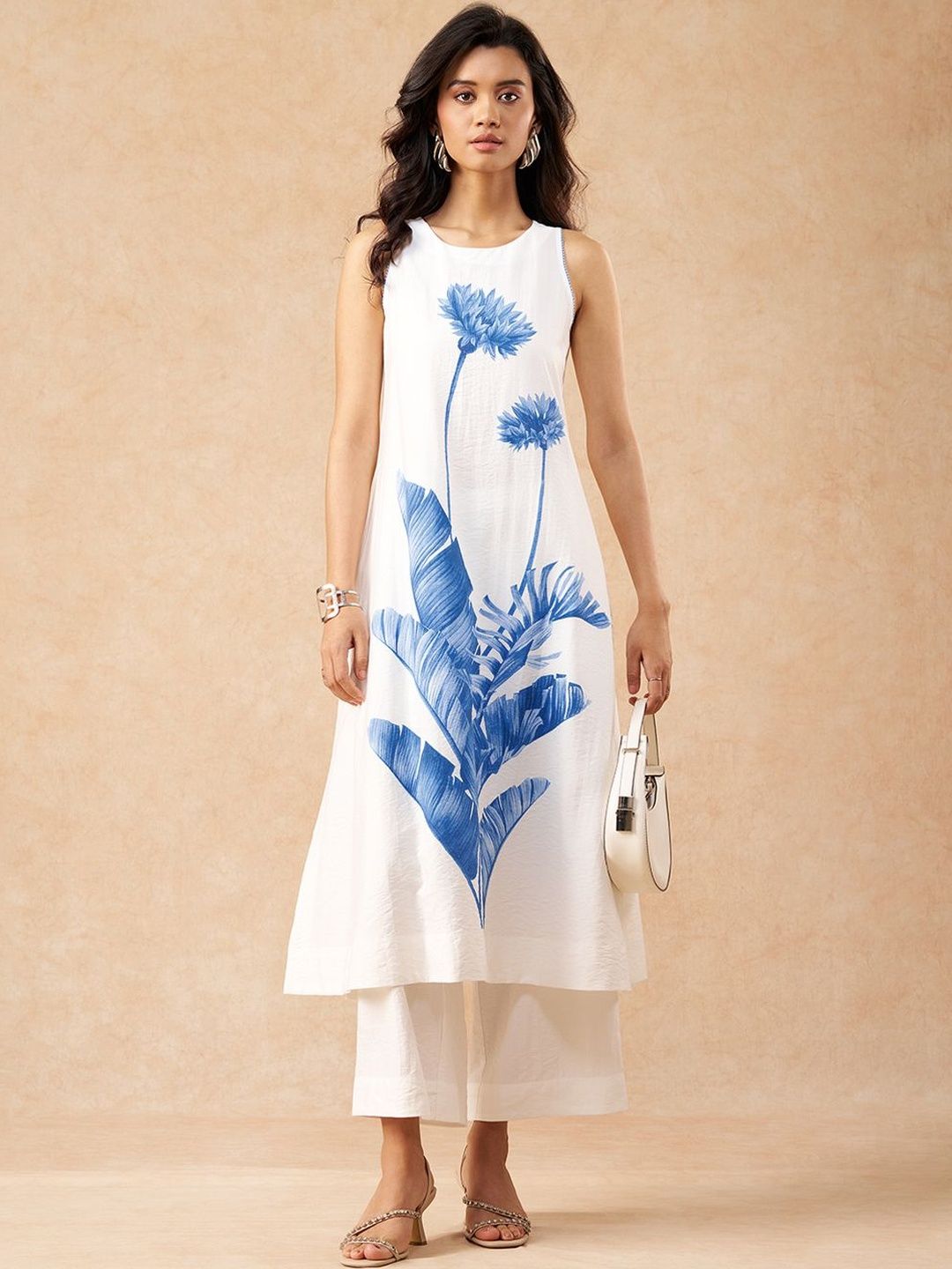 Marigold Lane Women Printed Sequinned Kurta-image-6