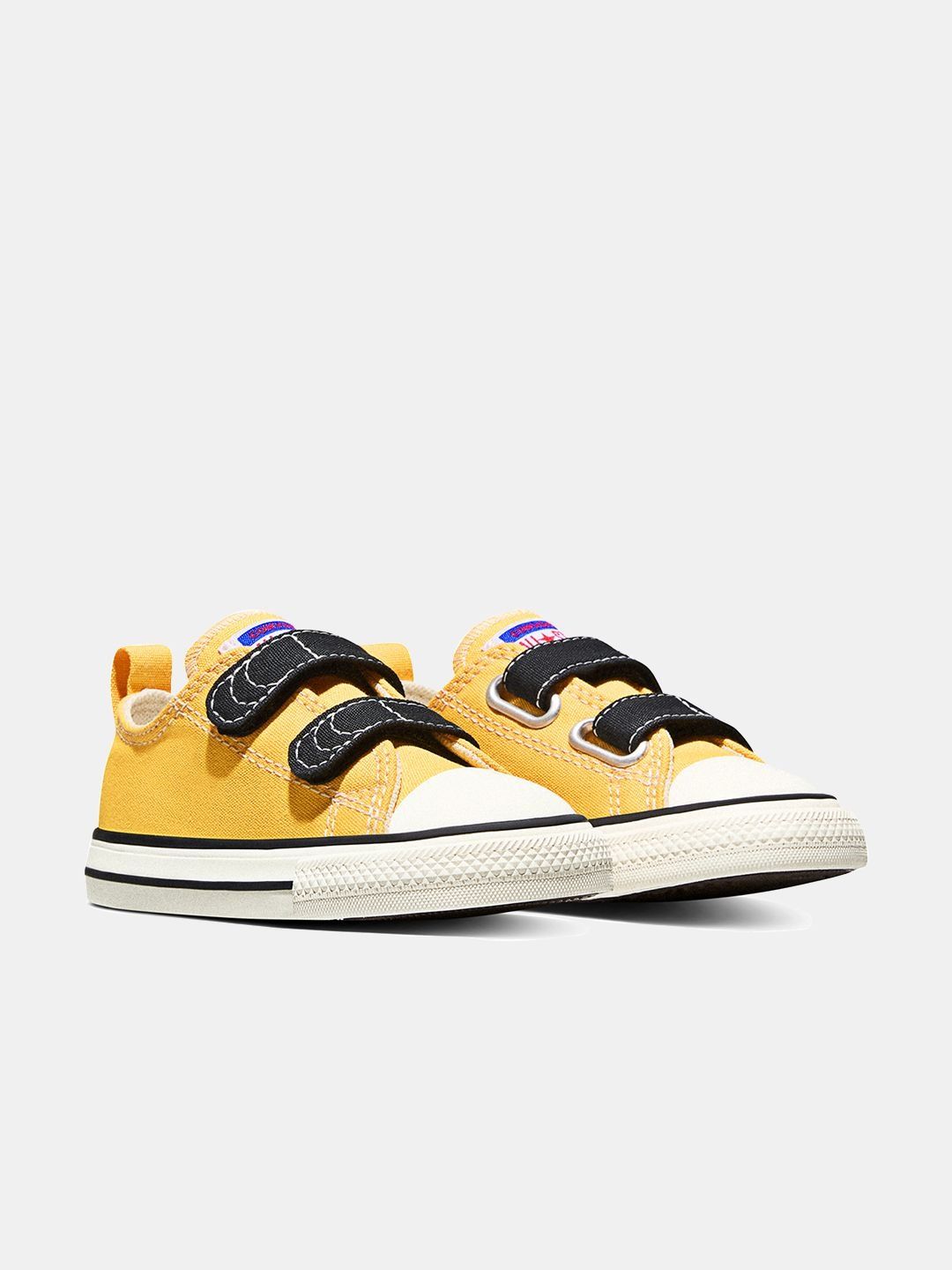 Converse Infant Chuck Taylor All Star 2V Low Top Sneakers