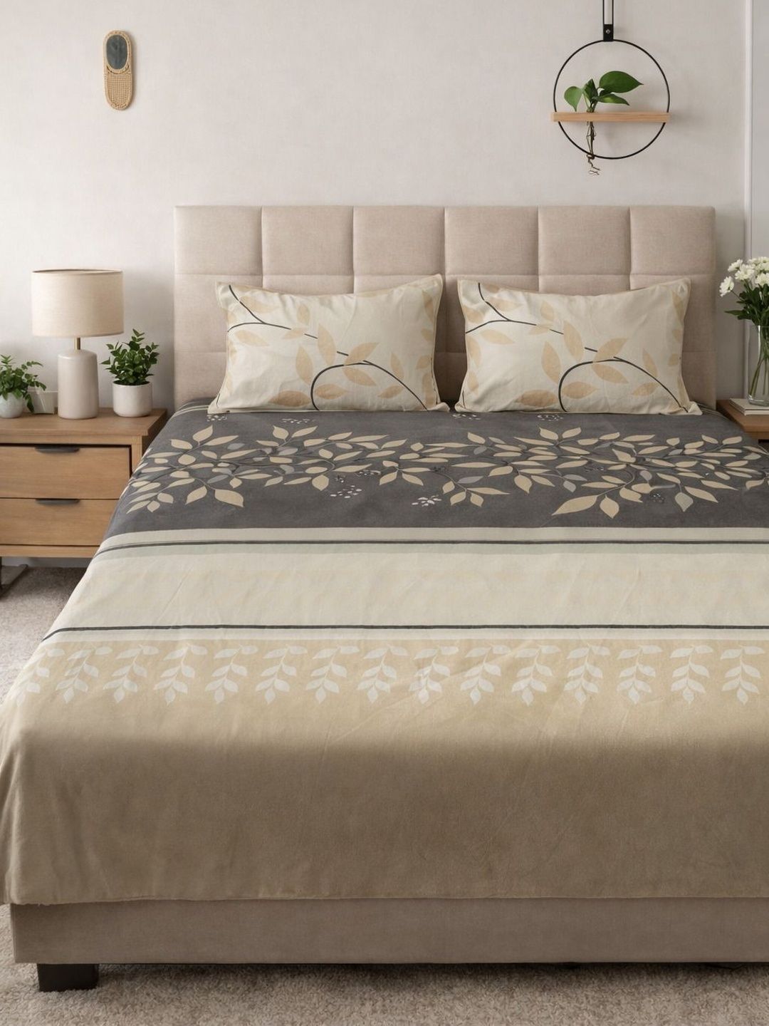 Myntra Elegant Homes Beige King Bedsheet with 2 Pillow Covers-image-40