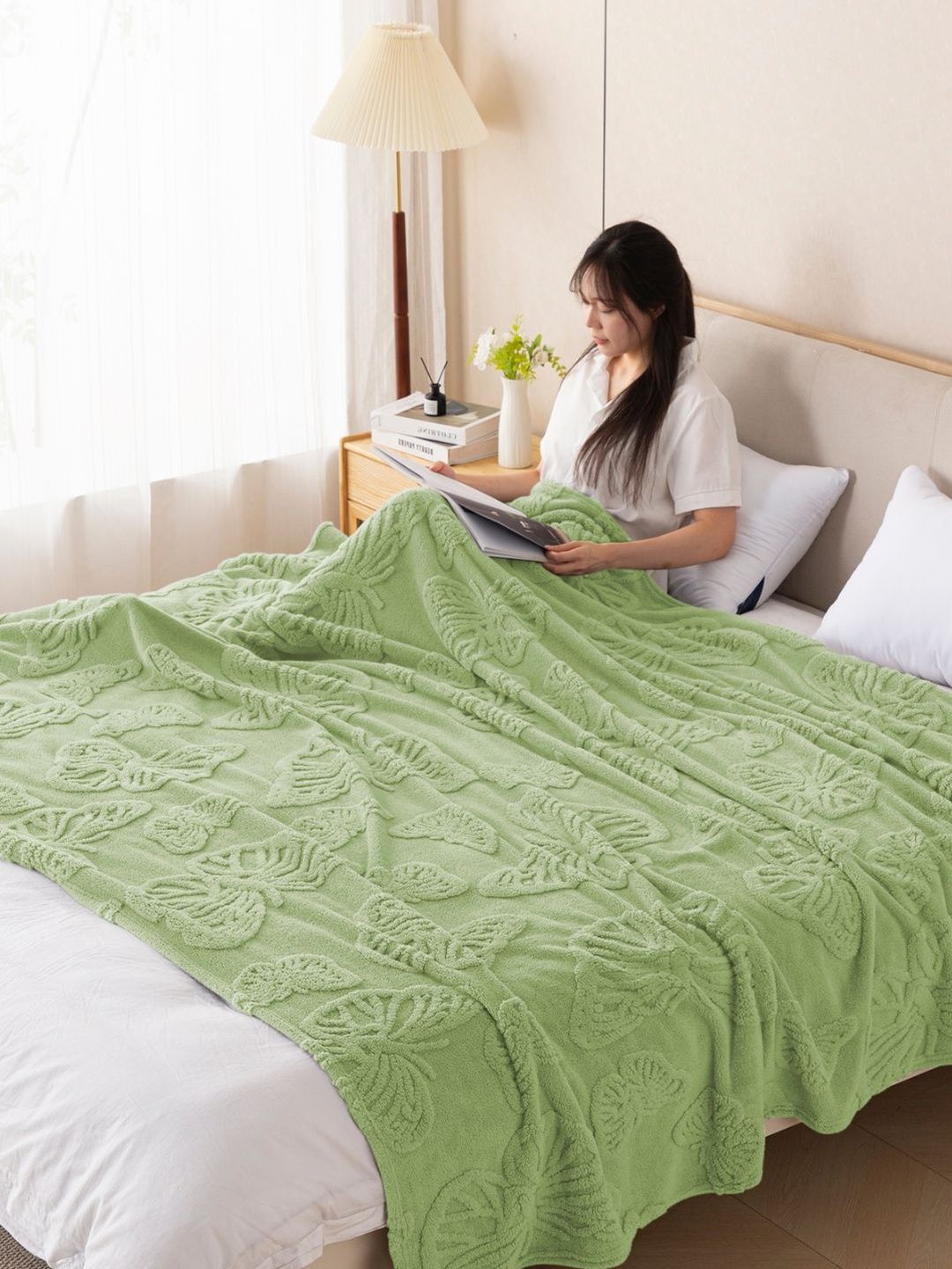 HOKIPO Green Textured Fleece AC Room Blanket-image-0