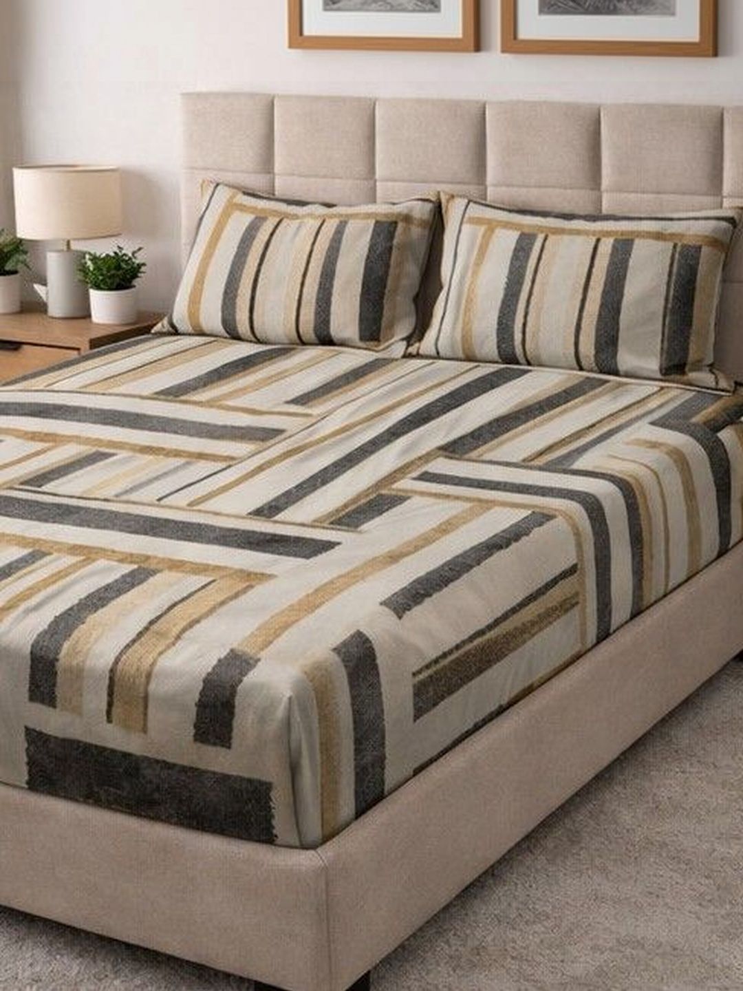 Myntra Elegant Homes Multicoloured Geometric King Bedsheet with 2 Pillow Covers-picture-42