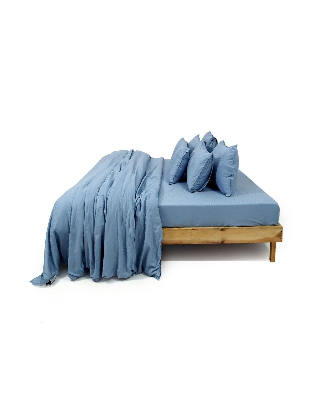 Zarf Blue & Blue Checked AC Room 400 GSM Comforter-image-25