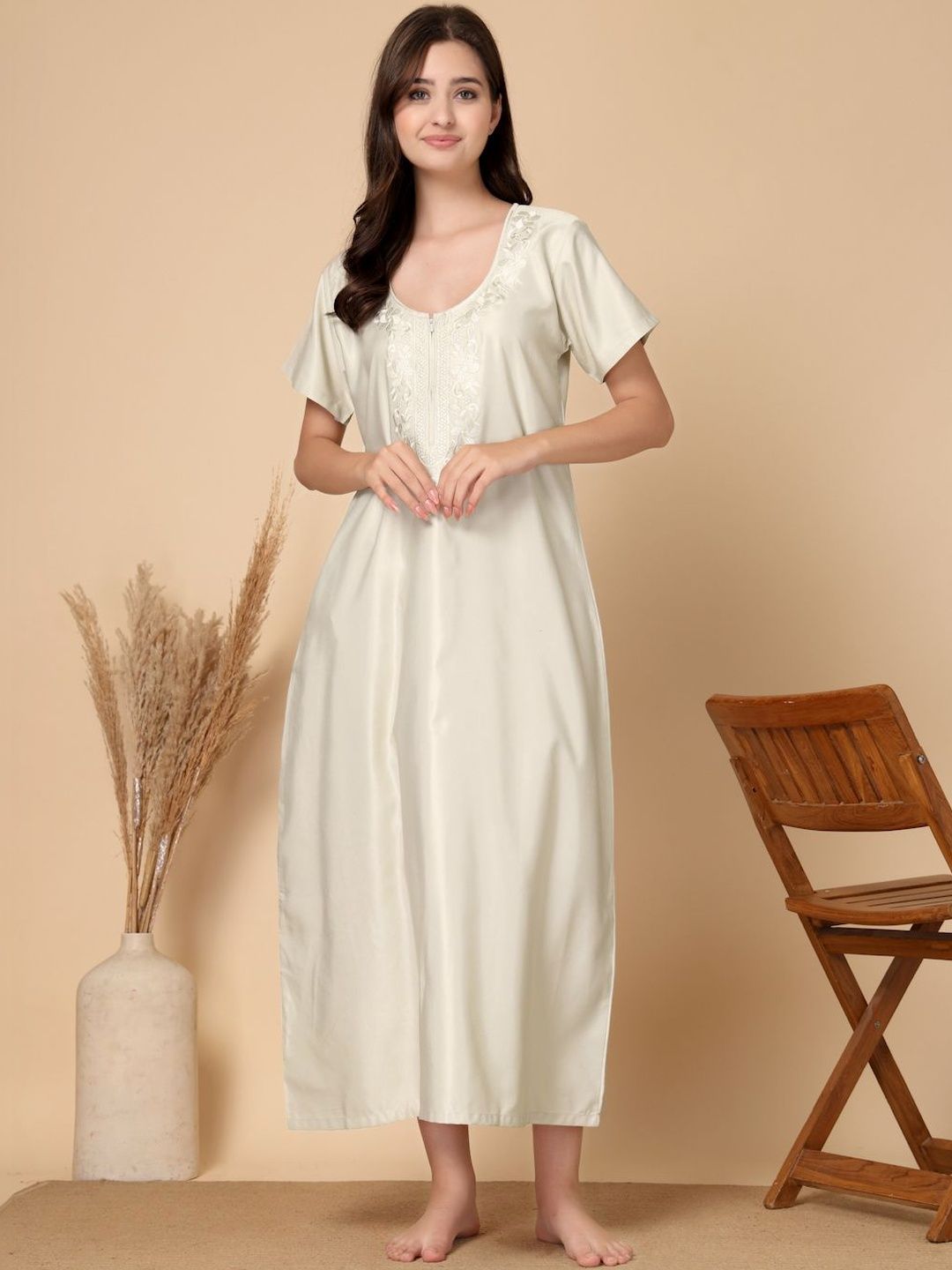 KLOTTHE Embroidered Round Neck Maxi NIghtdress-picture-13