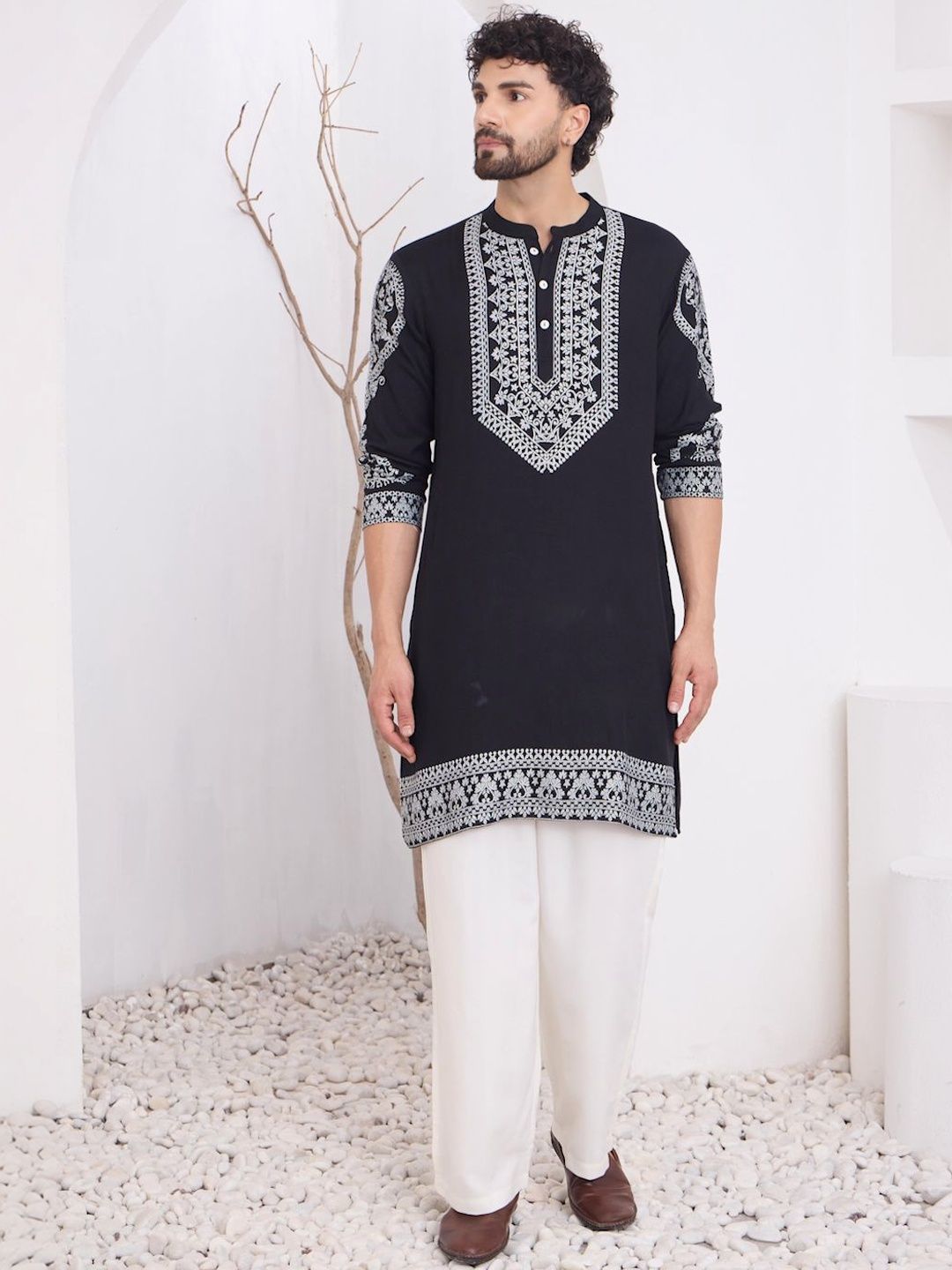 House of Pataudi 's Viscose Breathable Fabric Jashan Kurta Set-picture-42