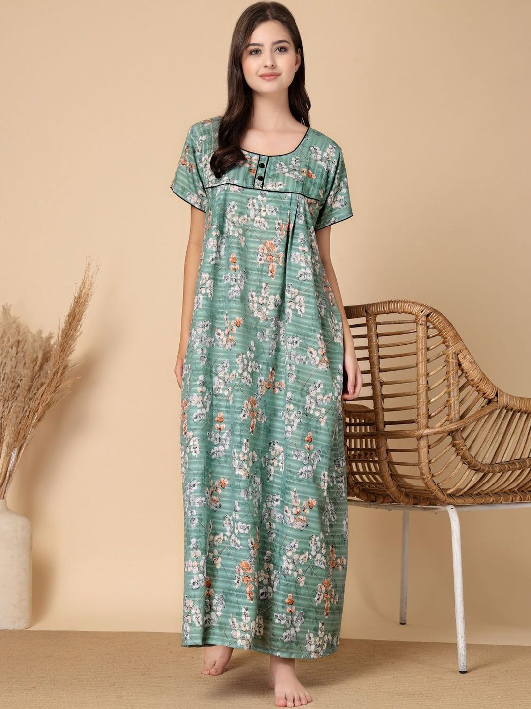 KLOTTHE Green Floral Soft Feel Cotton Blend Printed Maxi Nightdress-picture-50
