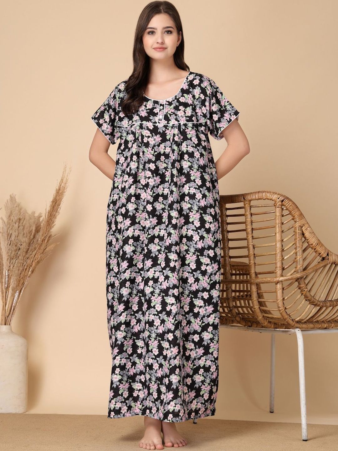 KLOTTHE Black Floral Soft Feel Cotton Blend Printed Maxi Nightdress-picture-21