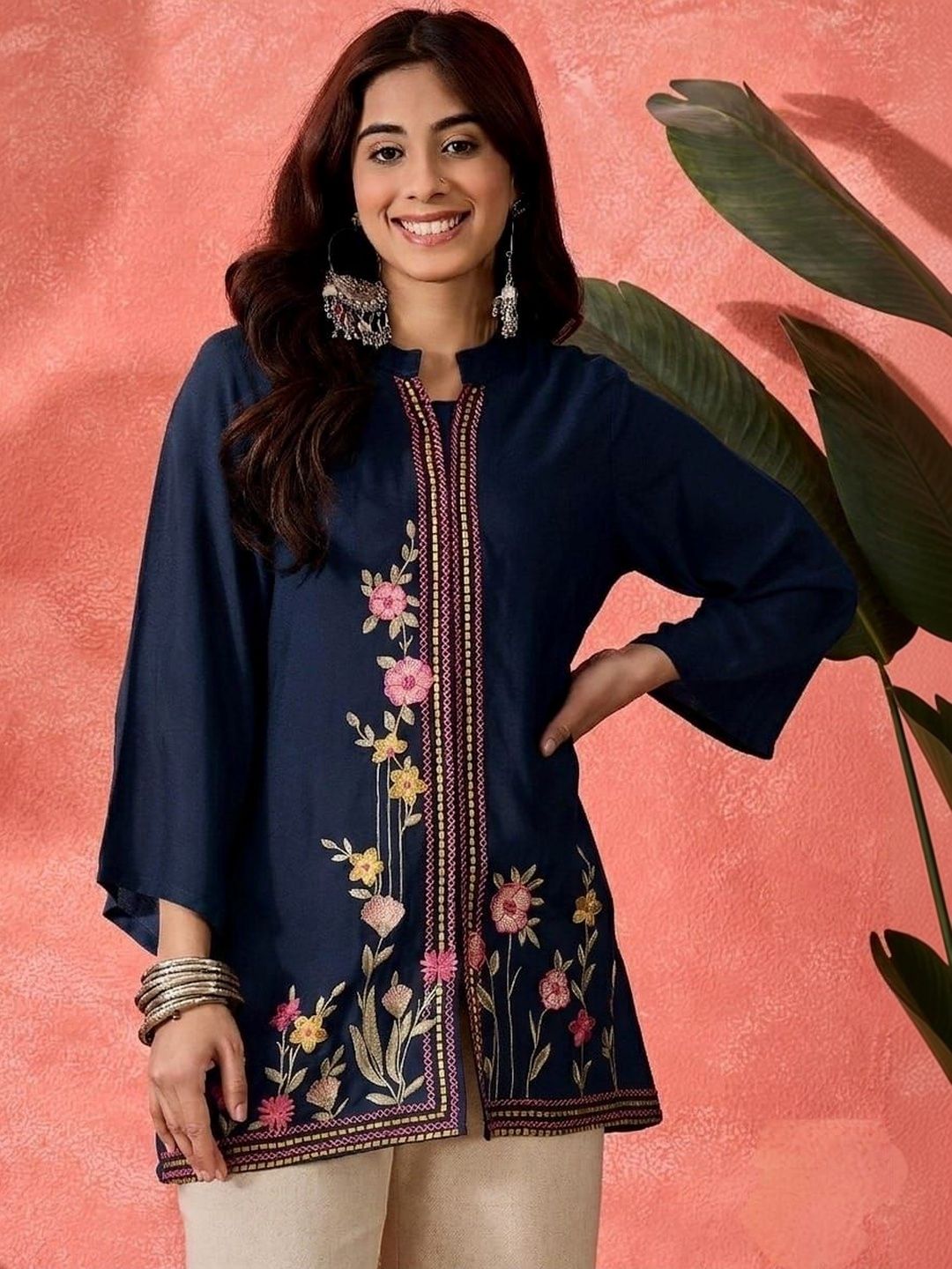 Sangria Floral Embroidered Mandarin Collar Straight Kurti-picture-34