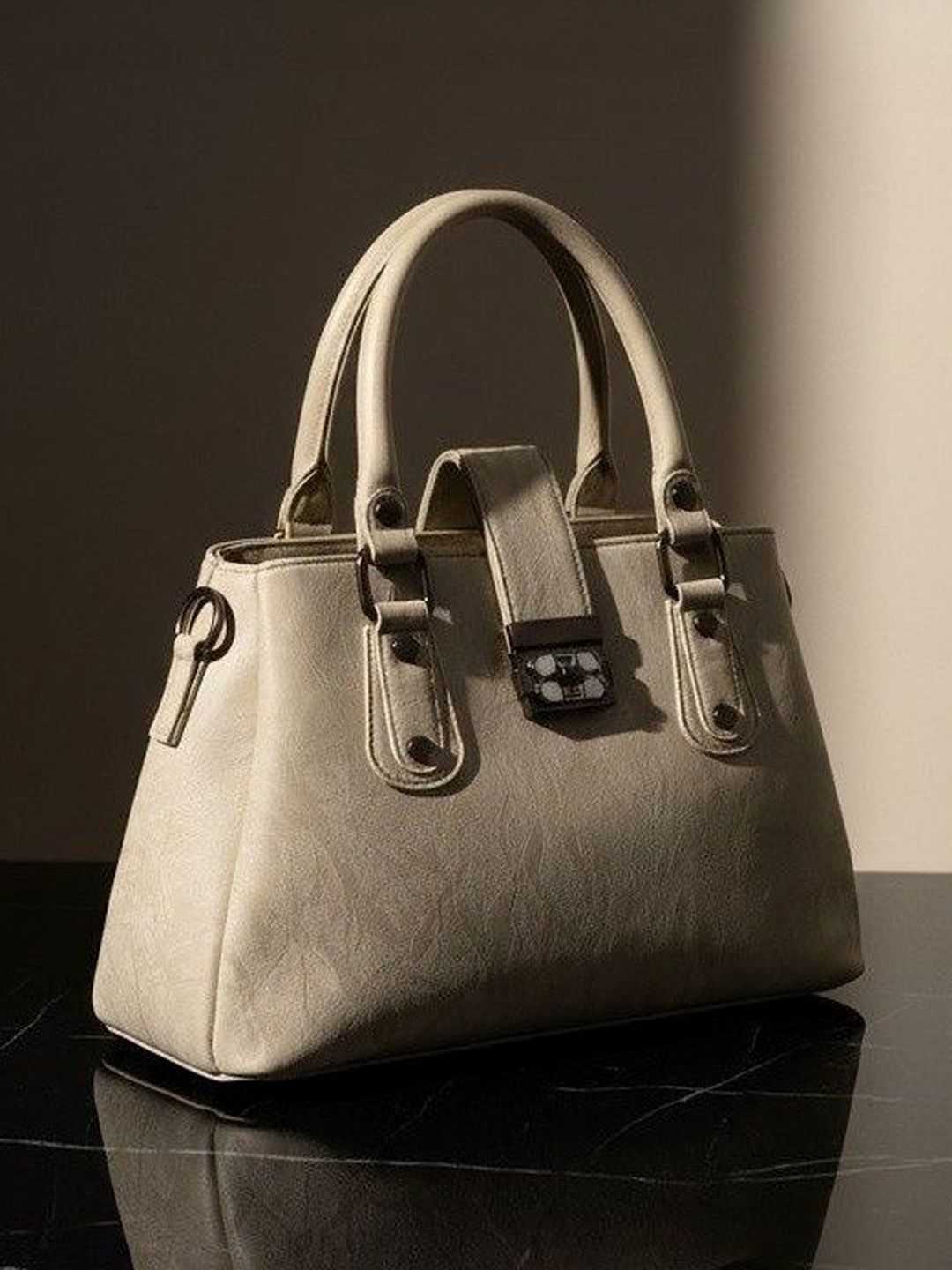 Elecsera Textured Structured Handheld Bag-picture-19