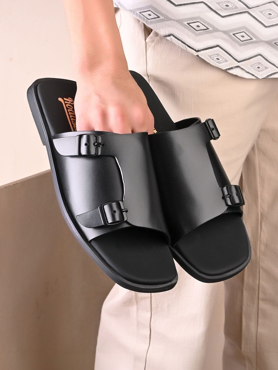 The Roadster Lifestyle Co Men Slip-On Comfort Sandals-picture-41
