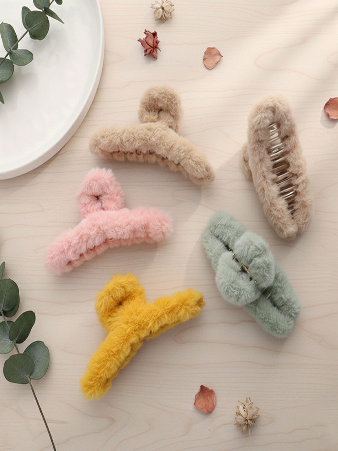Caprese Girls Set of 6 Embellished Claw Clip-image-36