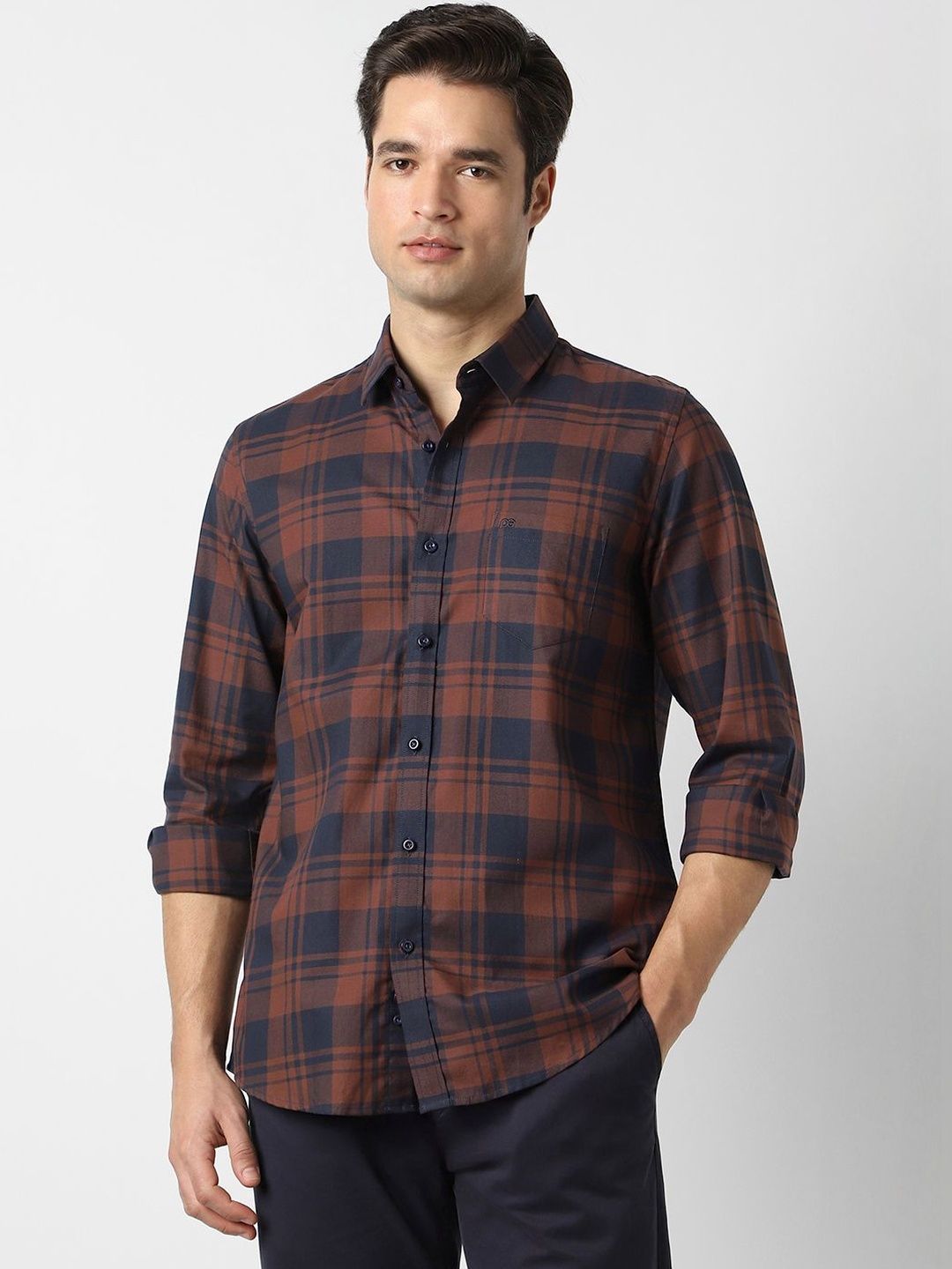 Peter England Casuals Men Slim Fit Tartan Checks Checked Casual Shirt