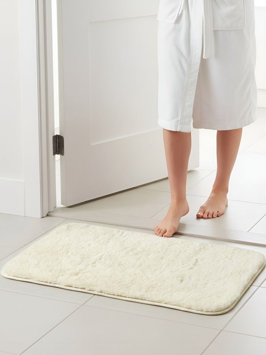 FINE TEX WORLD White Soft Fluffy Anti Skid Rectangular Doormats-picture-13