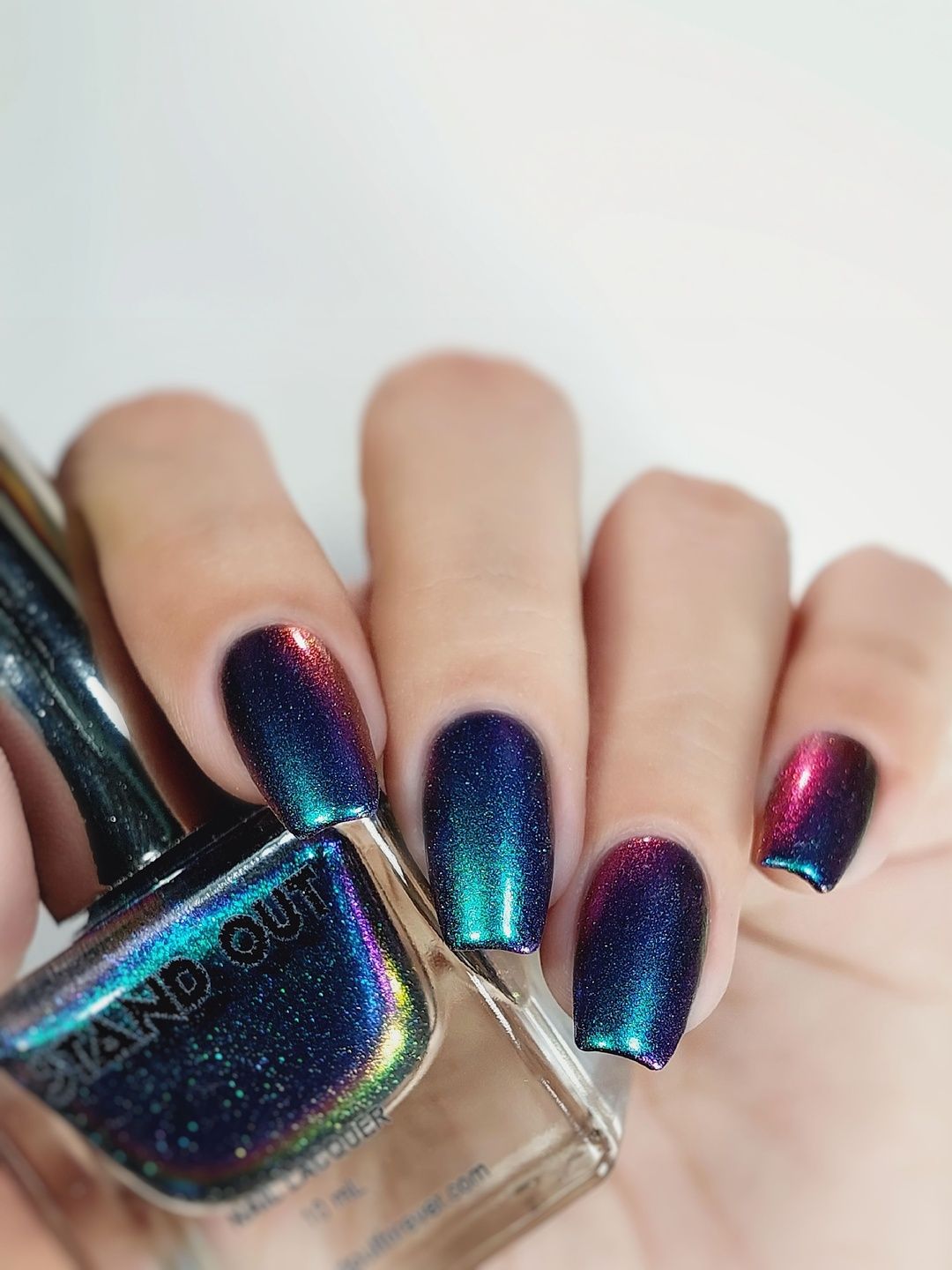 Stand Out Multi Chrome Color Changing Boutique Chameleon Nail Polish - 10 ml - Broadway-image-30