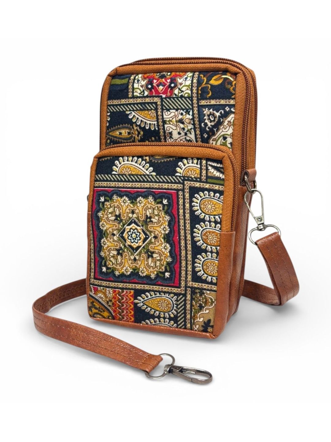 HERE&NOW Sling Bag-picture-35