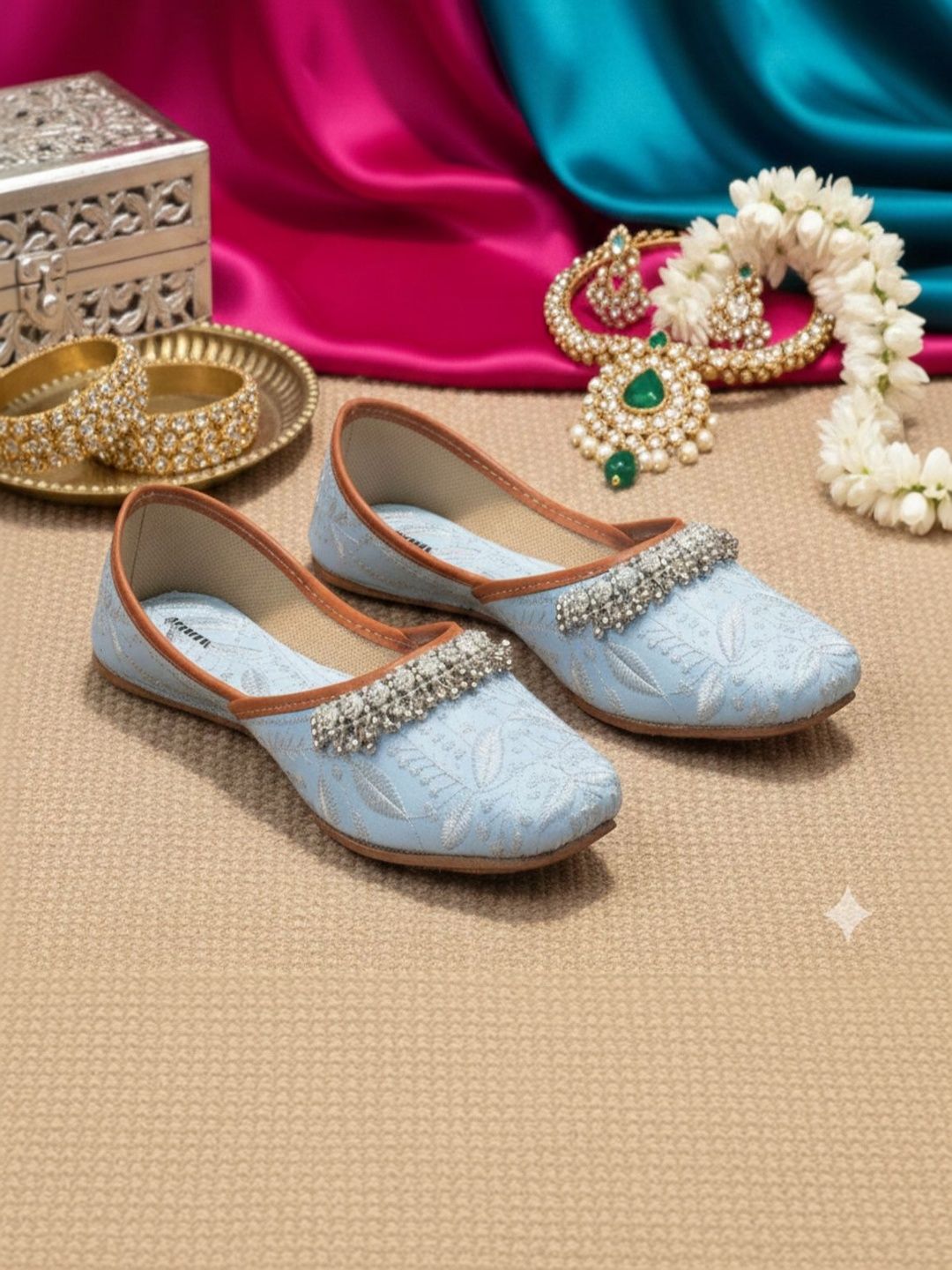 Anouk Women Embellished Mojaris Flats-image-8