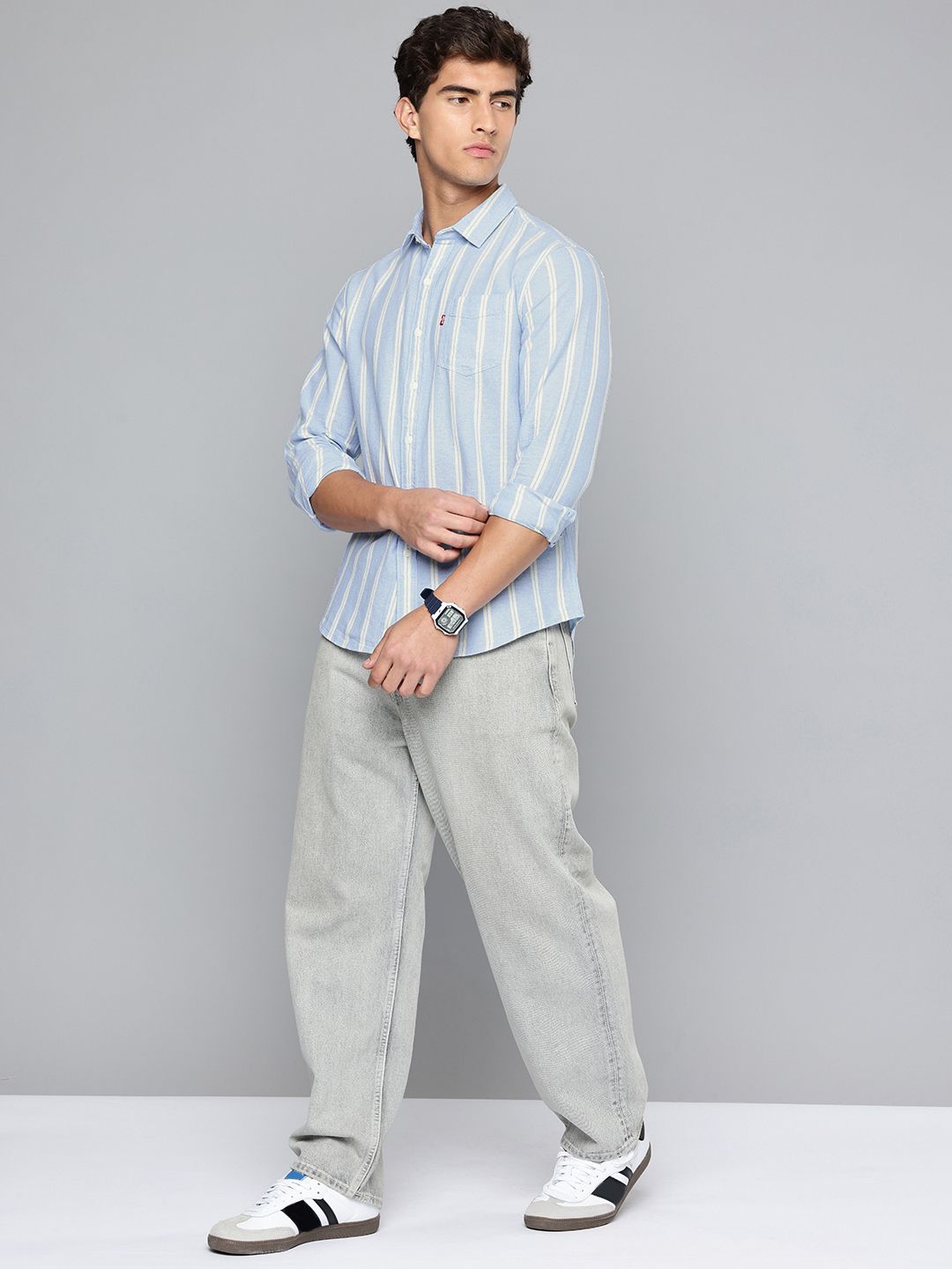 Levis