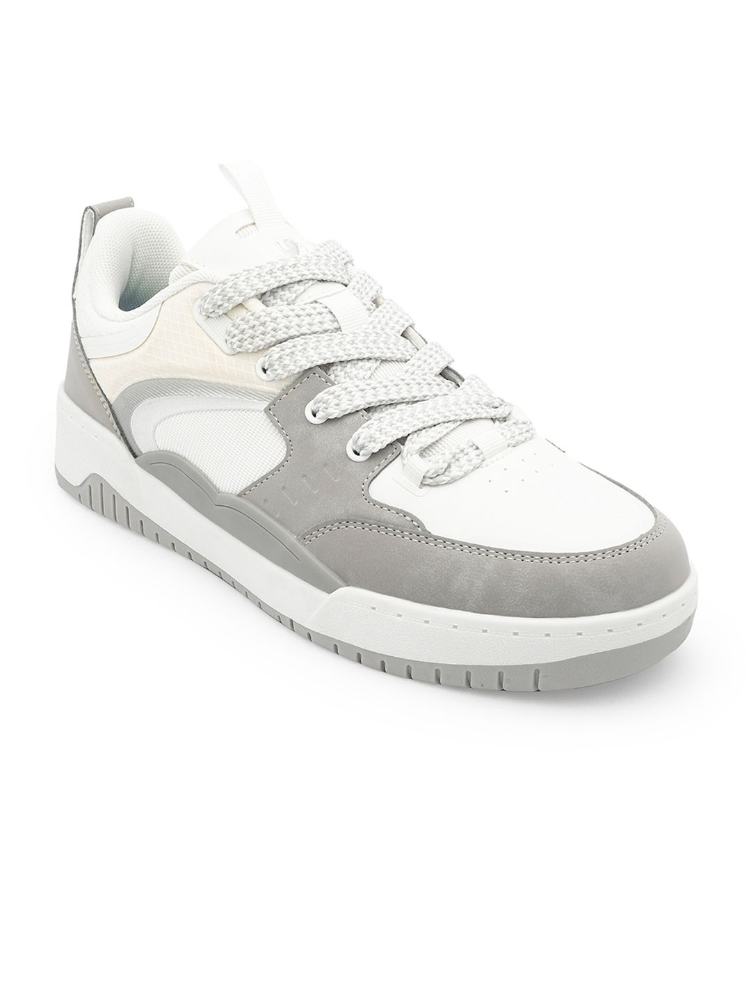 Red Tape Men Solid Round Toe Sneakers