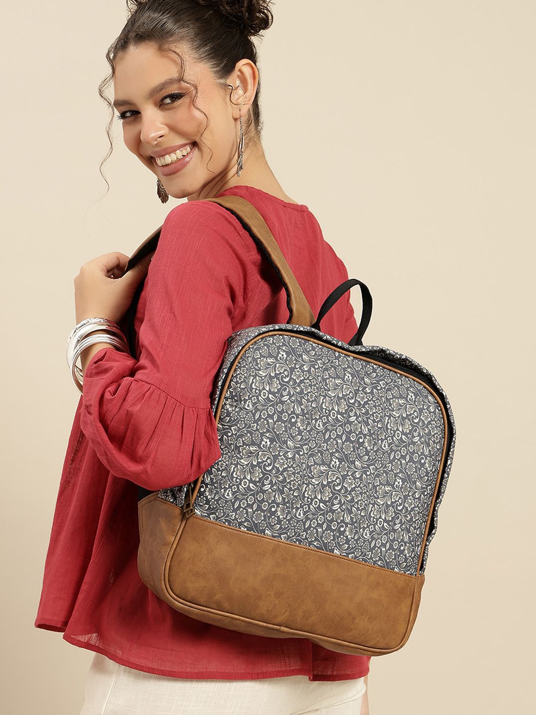 Anouk Women Floral Printed Backpack-picture-32
