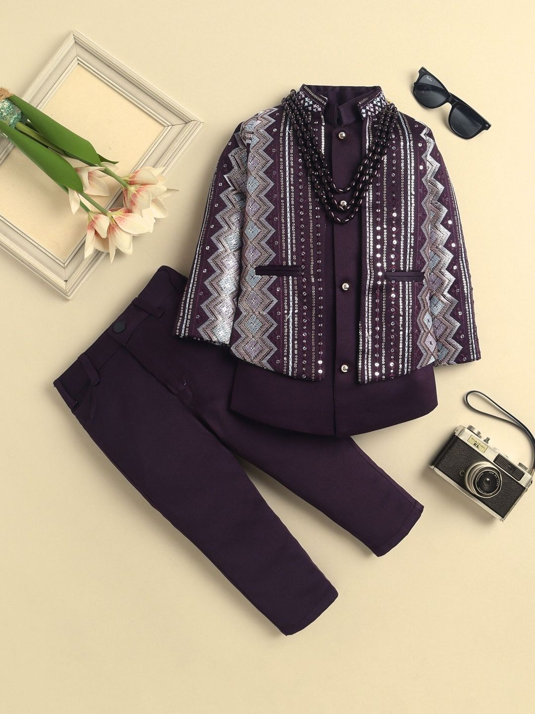 Sangria Boys Embroidered Mandarin Collar Sherwani-picture-38