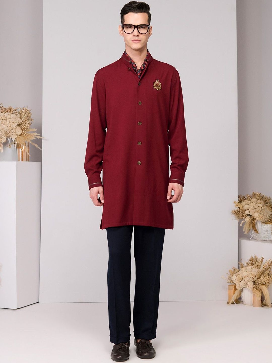 S&N by Shantnu Nikhil Men Thread Work Kurta-picture-18